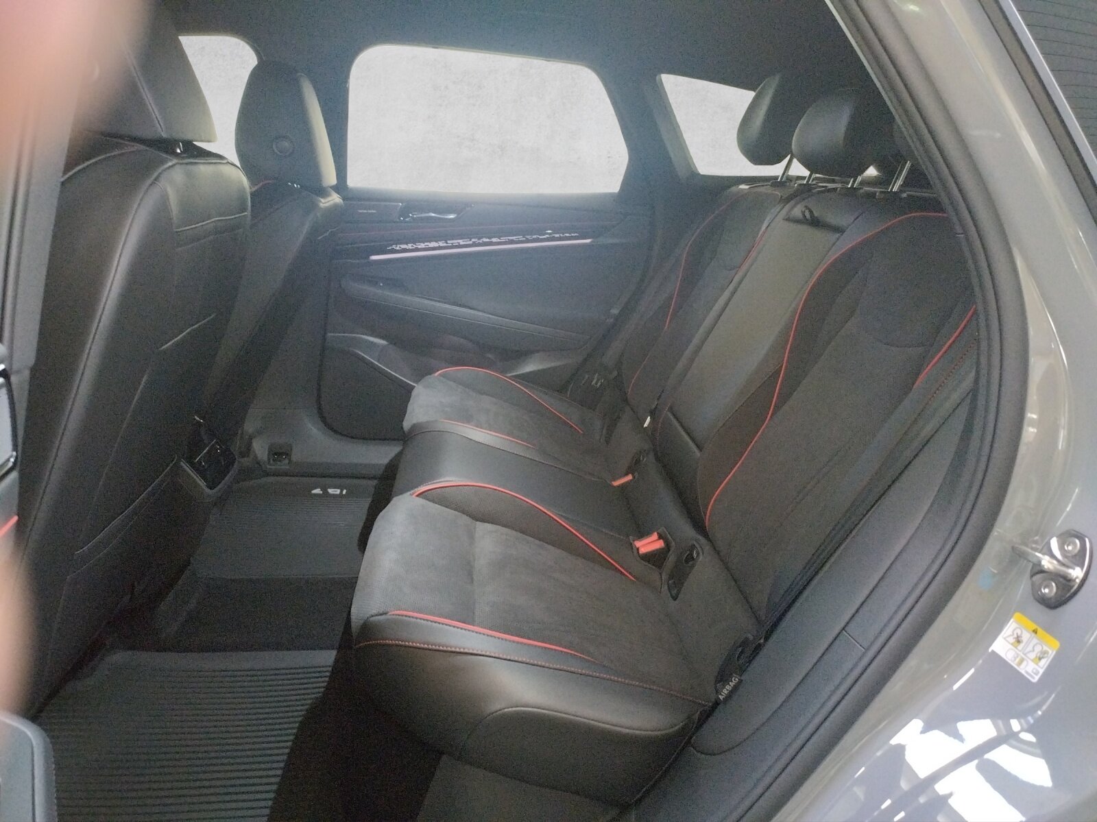 VW ID.7 Tourer GTX 86 kWh GTX United 4 Motion, Elektro, Occasion / Gebraucht, Automatik - 7