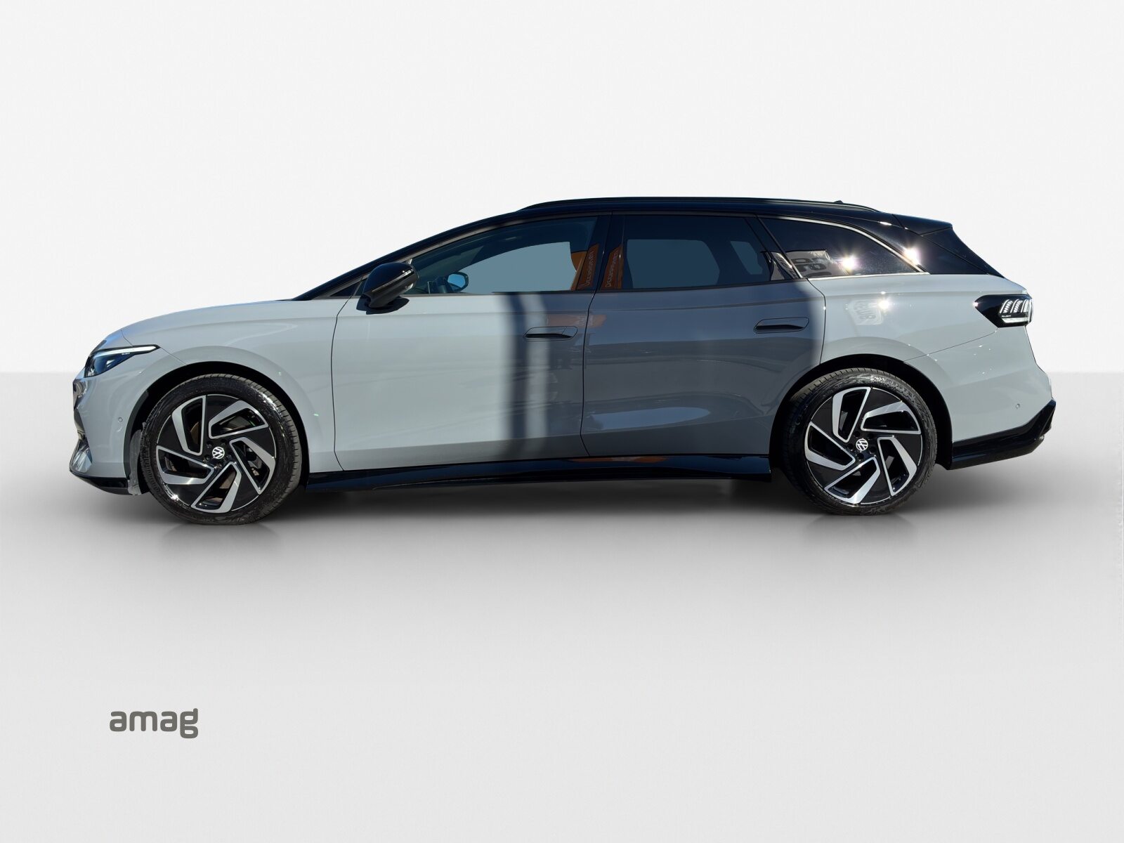 VW ID.7 Tourer Pro S UNITED, Électrique, Occasion / Utilisé, Automatique - 2