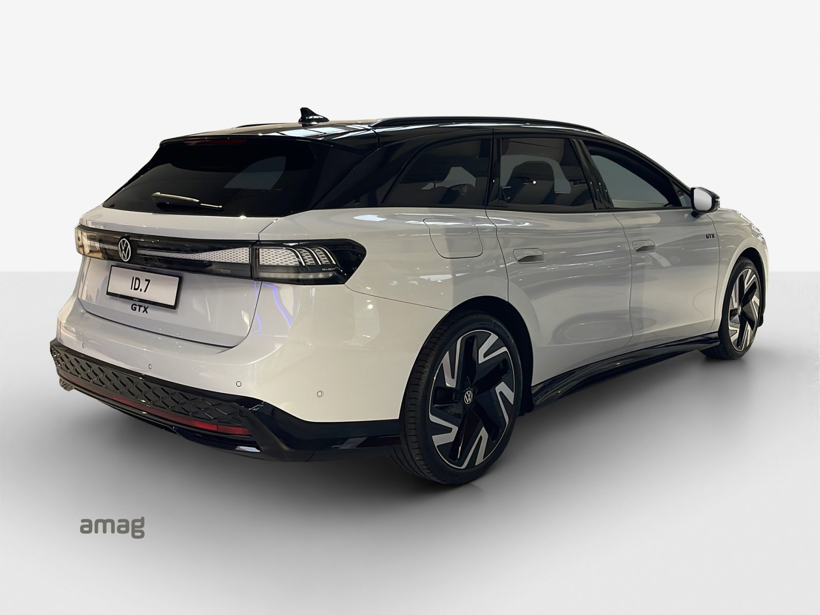 VW ID.7 Tourer GTX UNITED, Electric, Ex-demonstrator, Automatic - 5