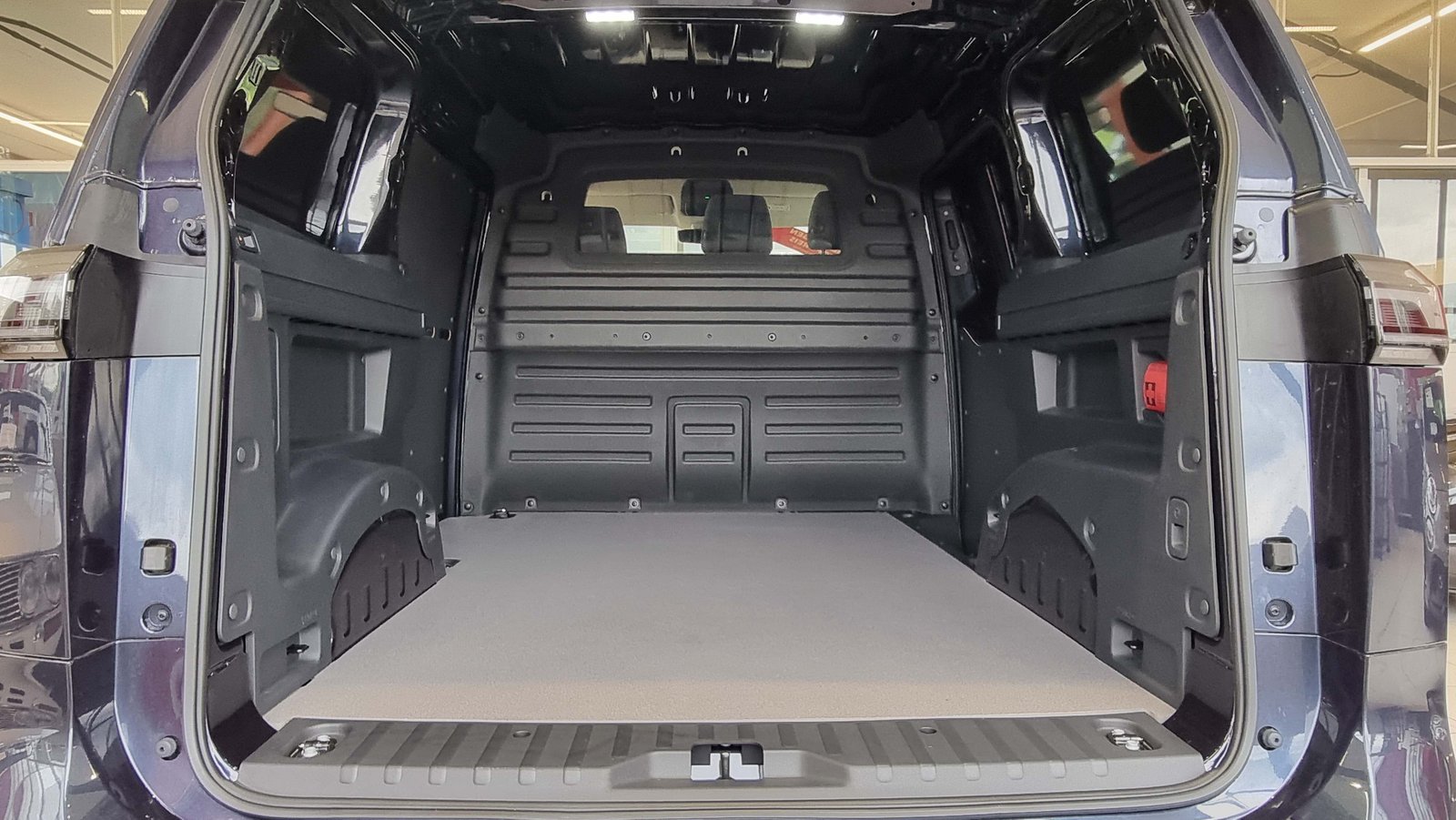 VW ID.Buzz Cargo 77kWh Business, Elettrica, Auto nuove, Automatico - 5