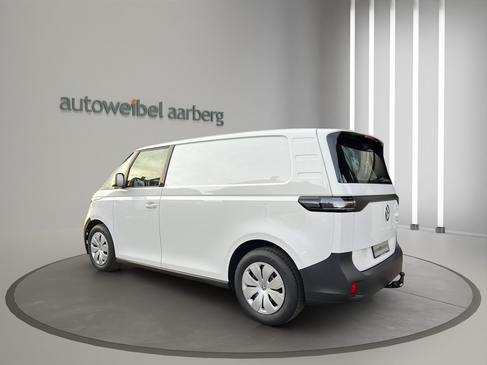 VW ID. Buzz Cargo Pure, Electric, New car, Automatic - 7