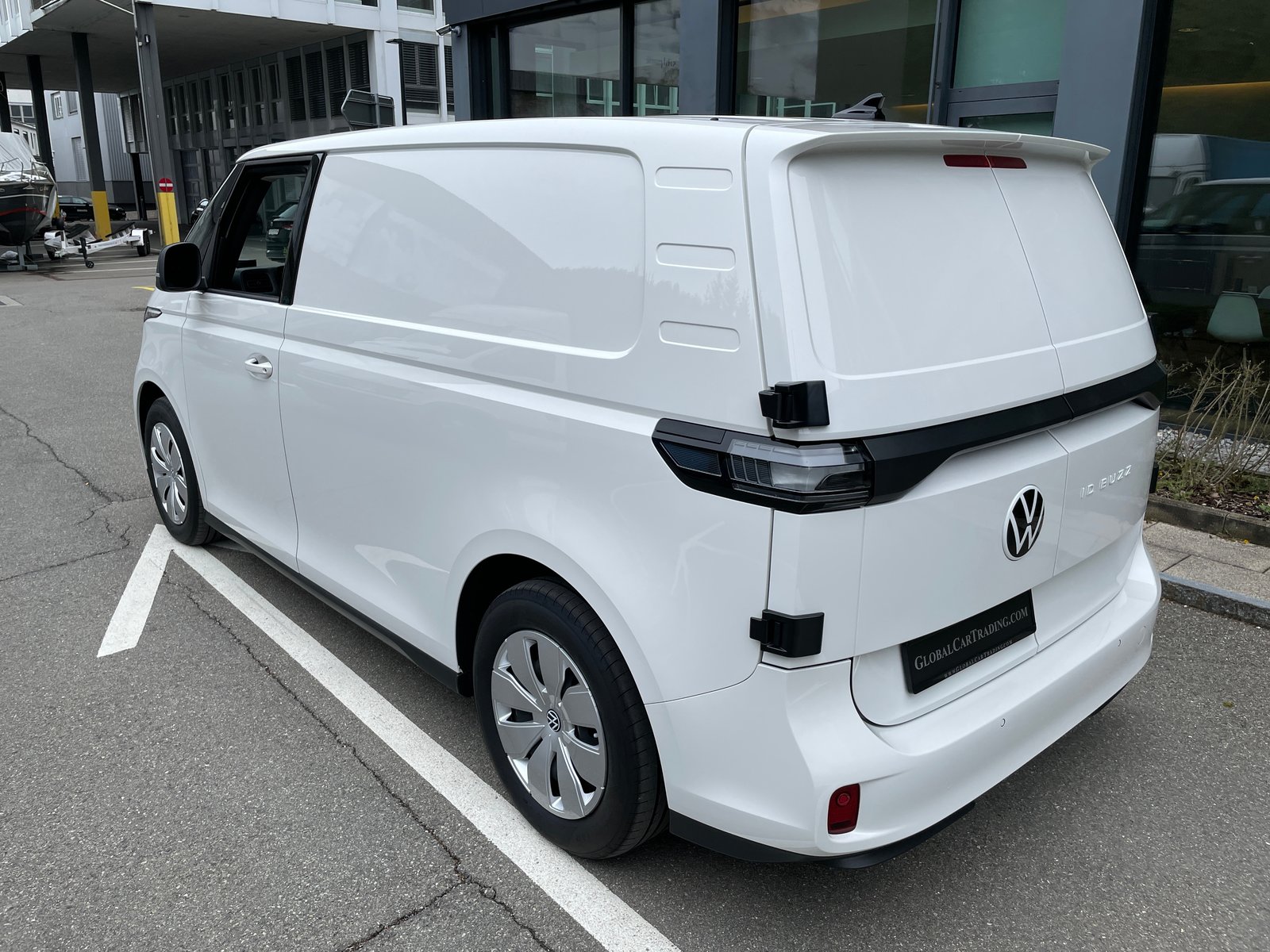 VW ID. Buzz Cargo, Électrique, Voiture nouvelle, Automatique - 3