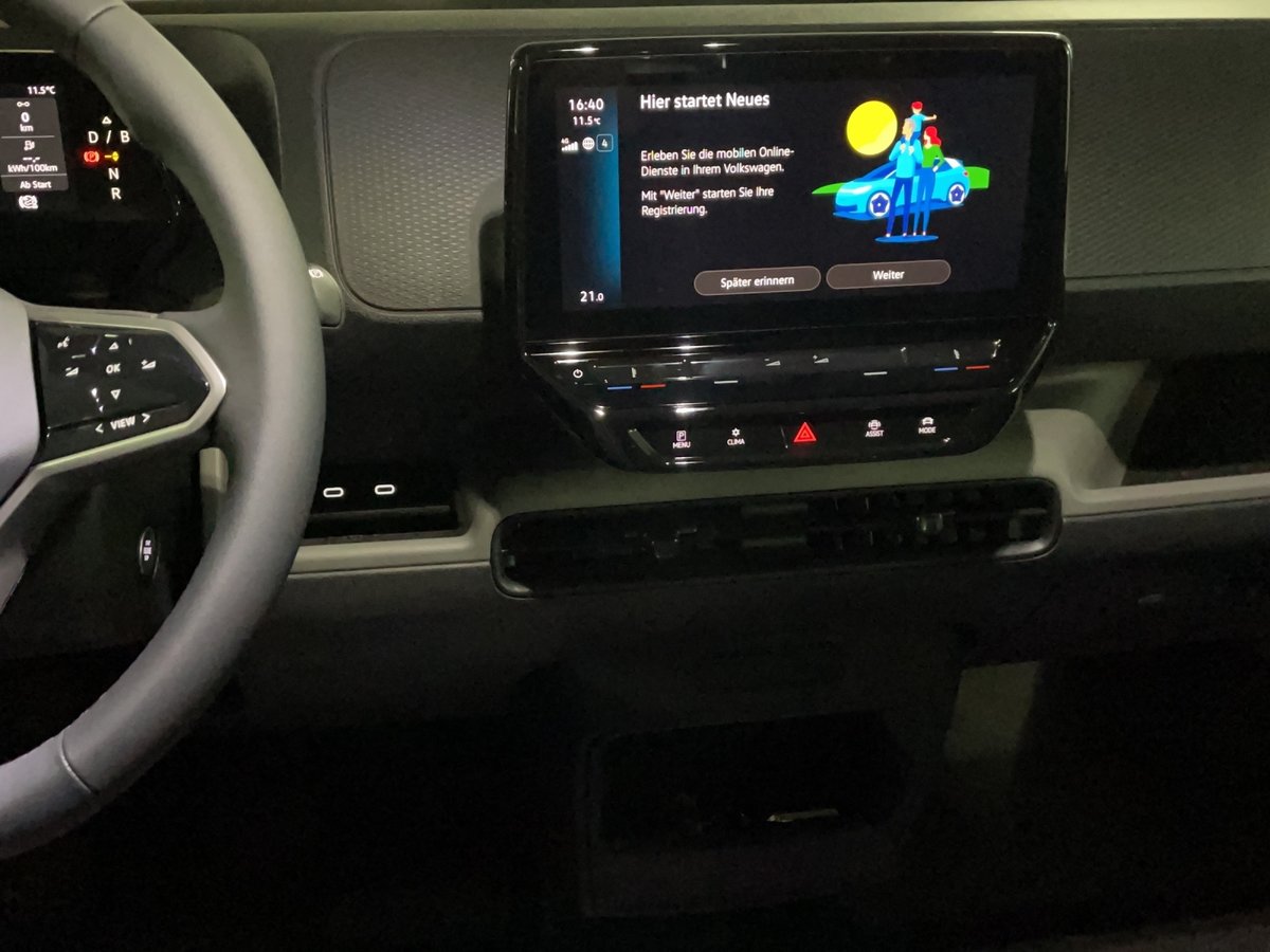 VW ID. Buzz Cargo, Elektro, Occasion / Gebraucht, Automatik - 7