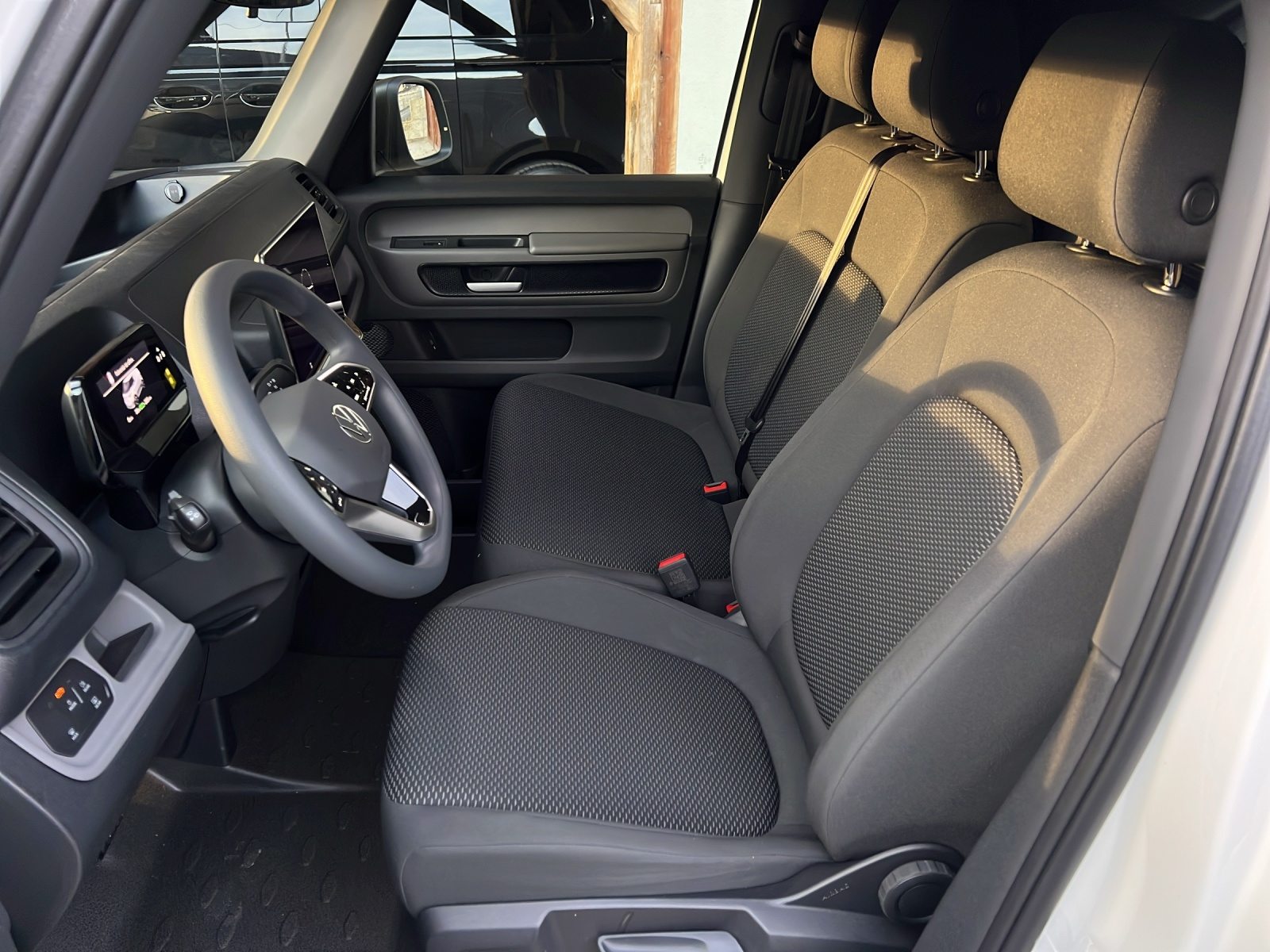VW ID. Buzz Cargo Pure, Électrique, Occasion / Utilisé, Automatique - 7