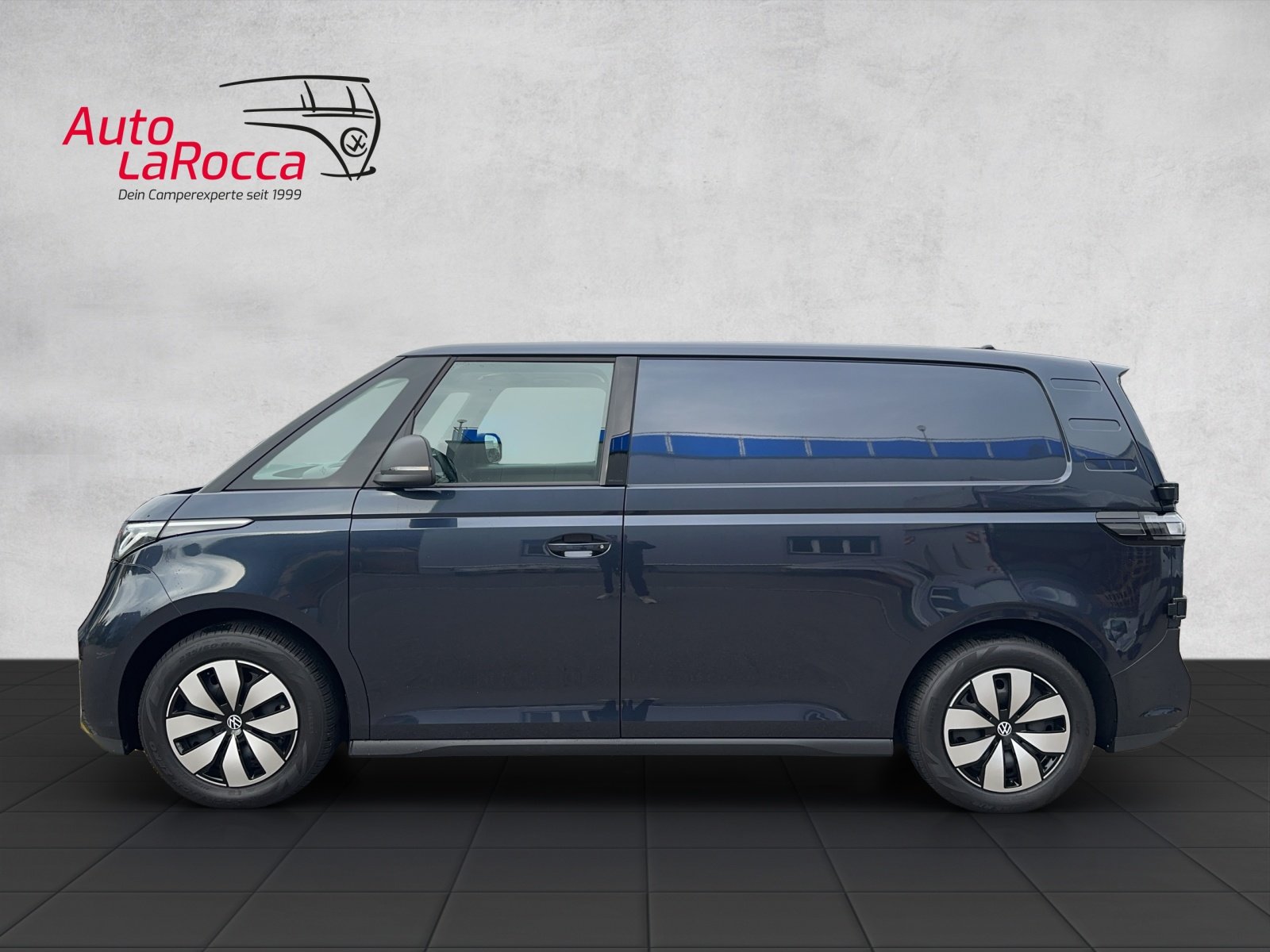 VW ID. Buzz Cargo, Electric, Second hand / Used, Automatic - 2