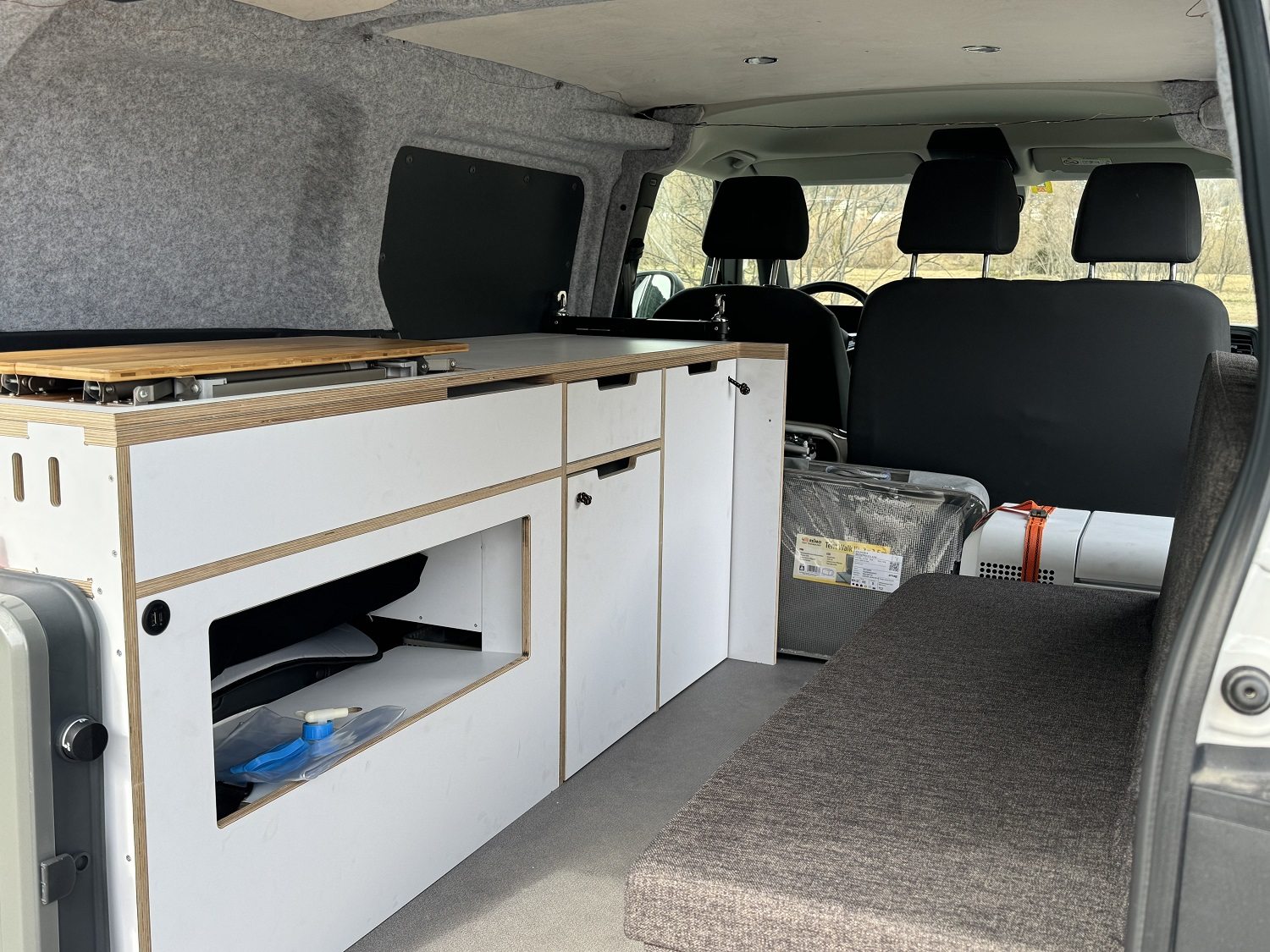 VW ID. Buzz Cargo Launch, Électrique, Occasion / Utilisé, Automatique - 6