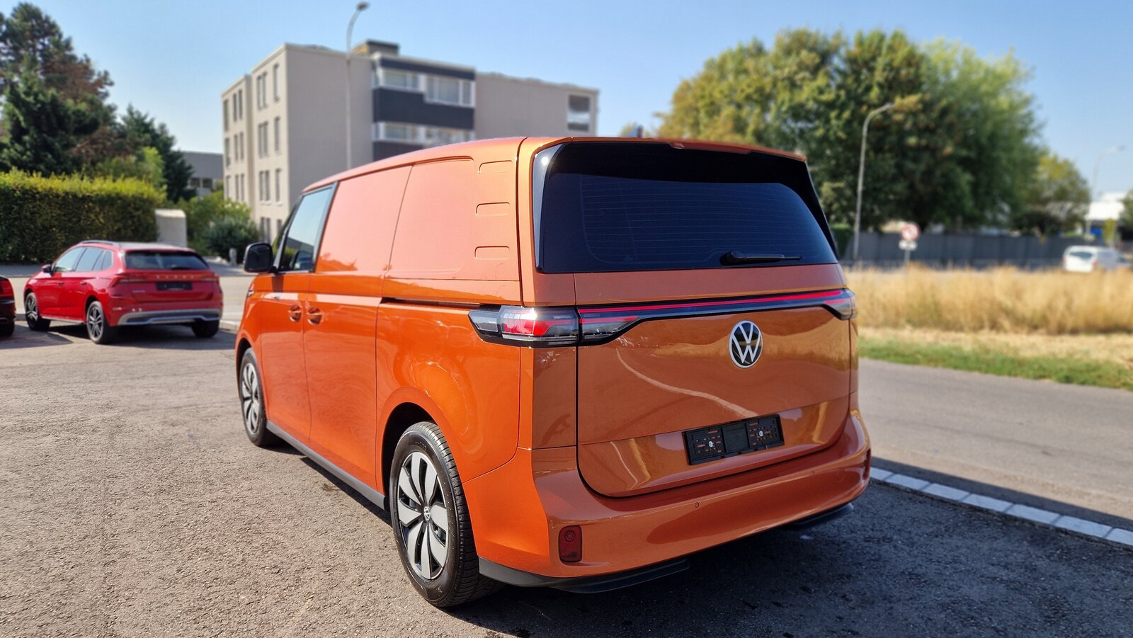 VW ID. Buzz Cargo, Électrique, Occasion / Utilisé, Automatique - 4