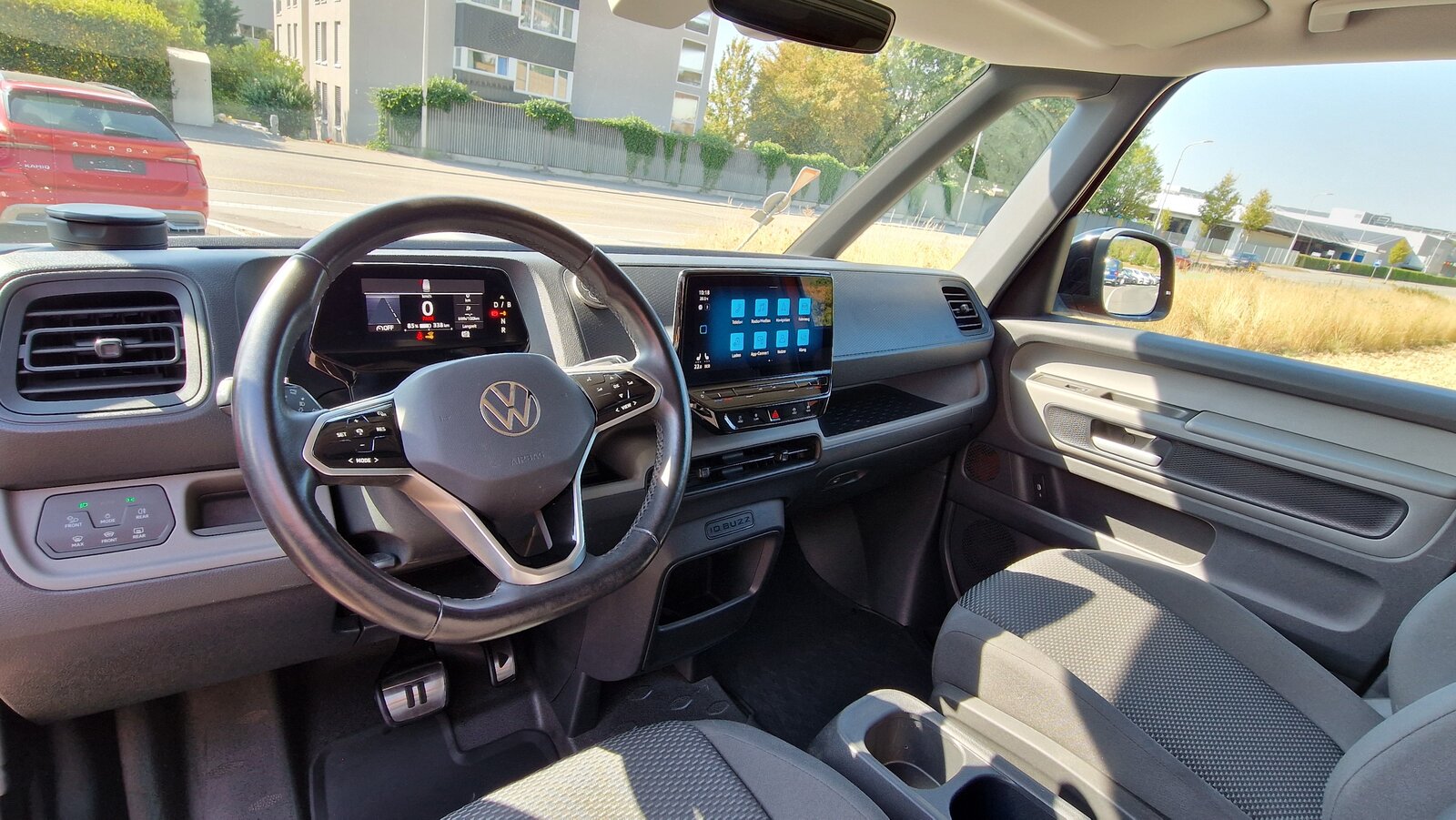 VW ID. Buzz Cargo, Électrique, Occasion / Utilisé, Automatique - 7