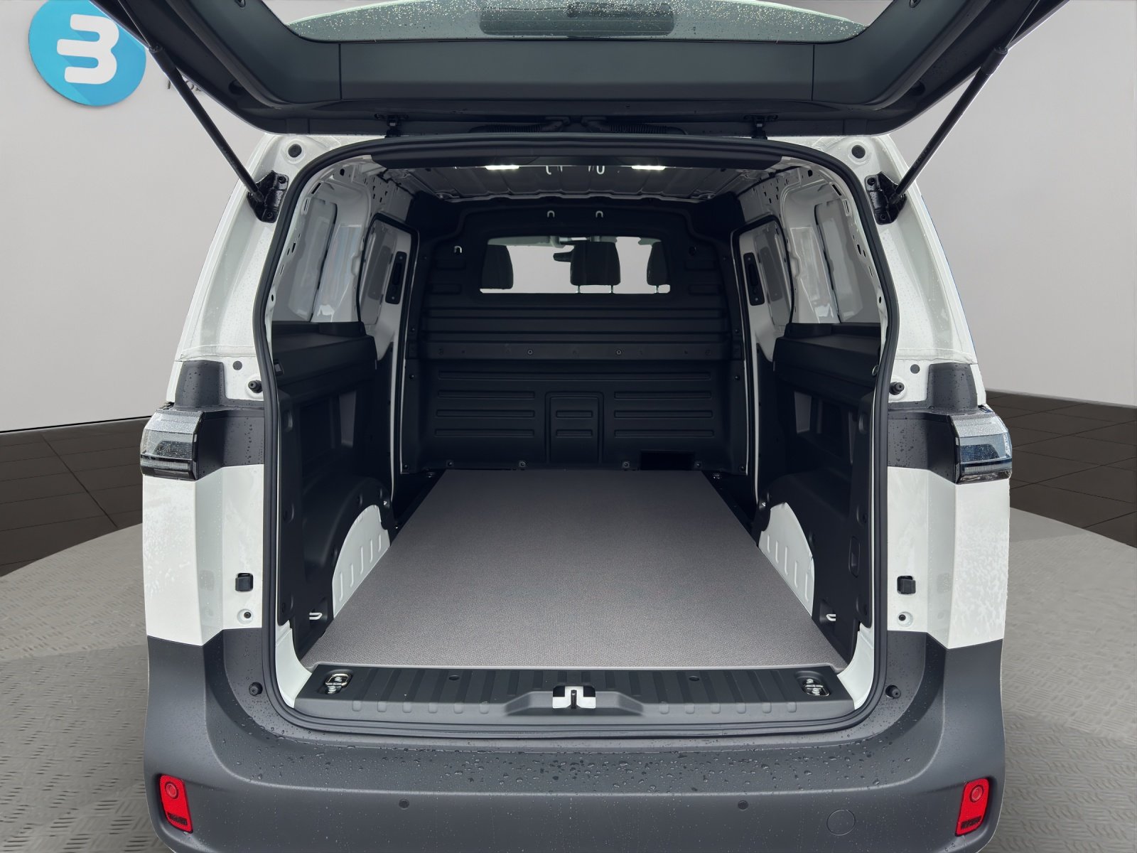 VW ID. Buzz Cargo Pure, Electric, Ex-demonstrator, Automatic - 5