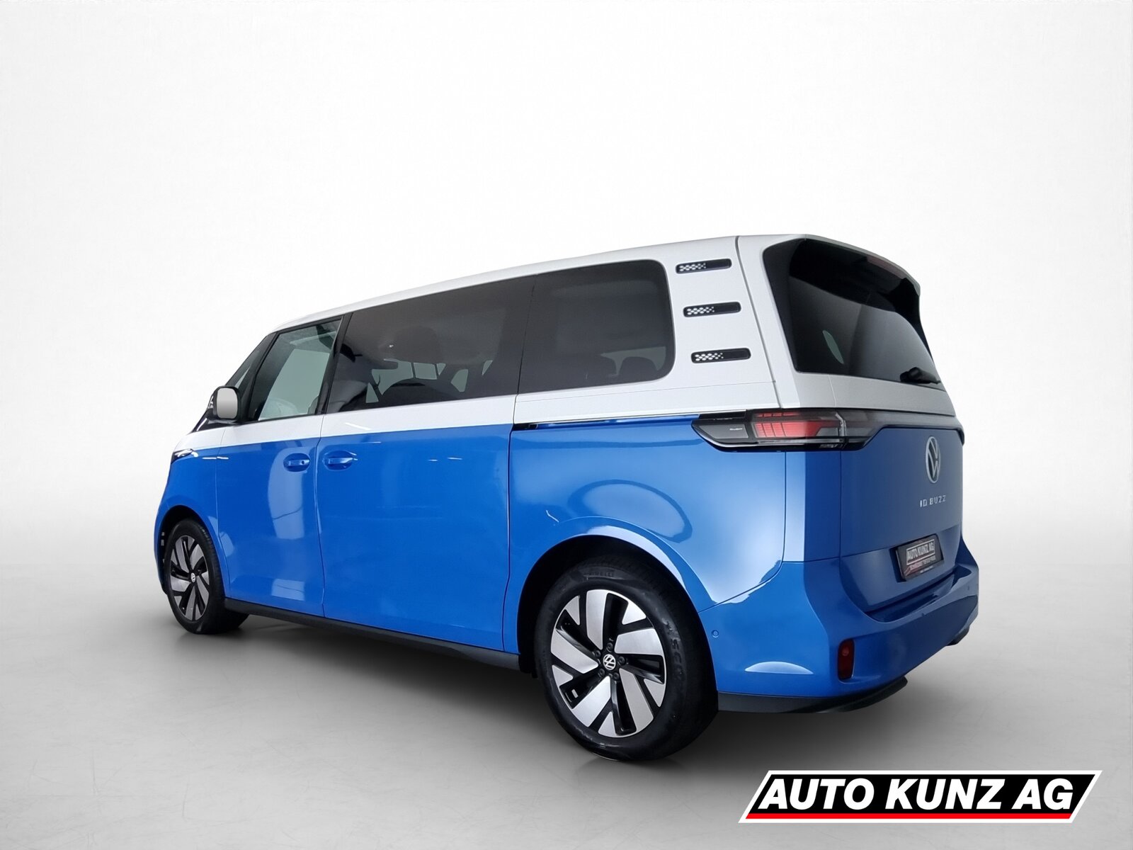 VW ID.Buzz LWB Pro (lang) 7-Sitzer, Electric, Pre-registered new car, Automatic - 4