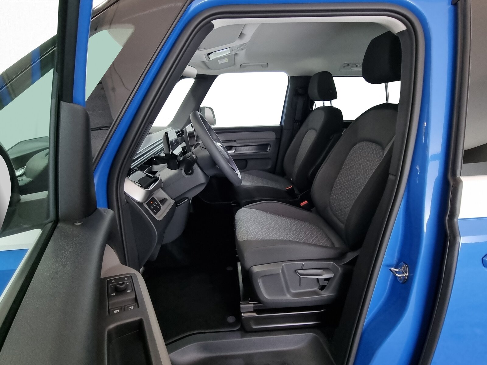 VW ID.Buzz LWB Pro (lang) 7-Sitzer, Electric, Pre-registered new car, Automatic - 6