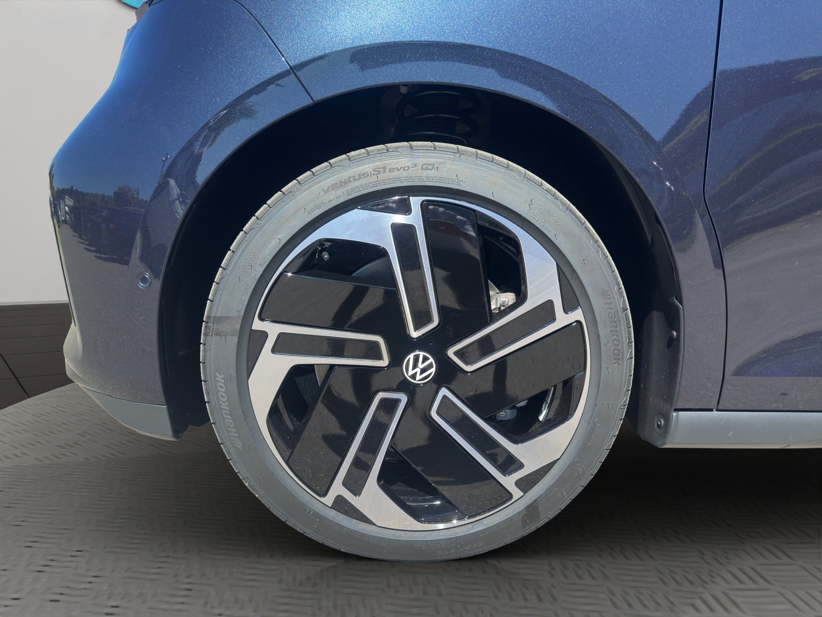 VW ID.Buzz NWB GTX 4 Motion, Elektro, Neuwagen, Automatik - 7
