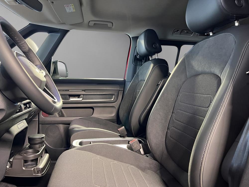 VW ID. Buzz Pro 4Motion, Elektro, Neuwagen, Automatik - 6