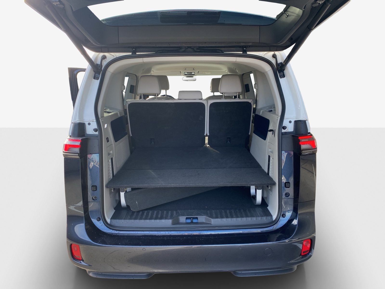 VW ID. Buzz Pro Launch, Electric, Second hand / Used, Automatic - 7