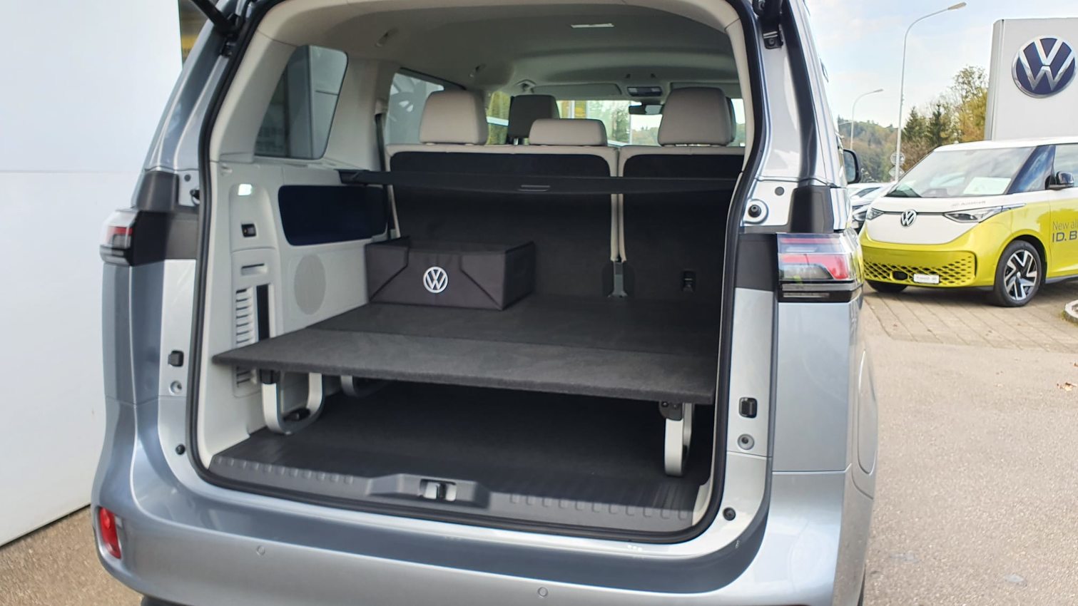 VW ID. Buzz Pro Launch, Elektro, Occasion / Gebraucht, Automatik - 6