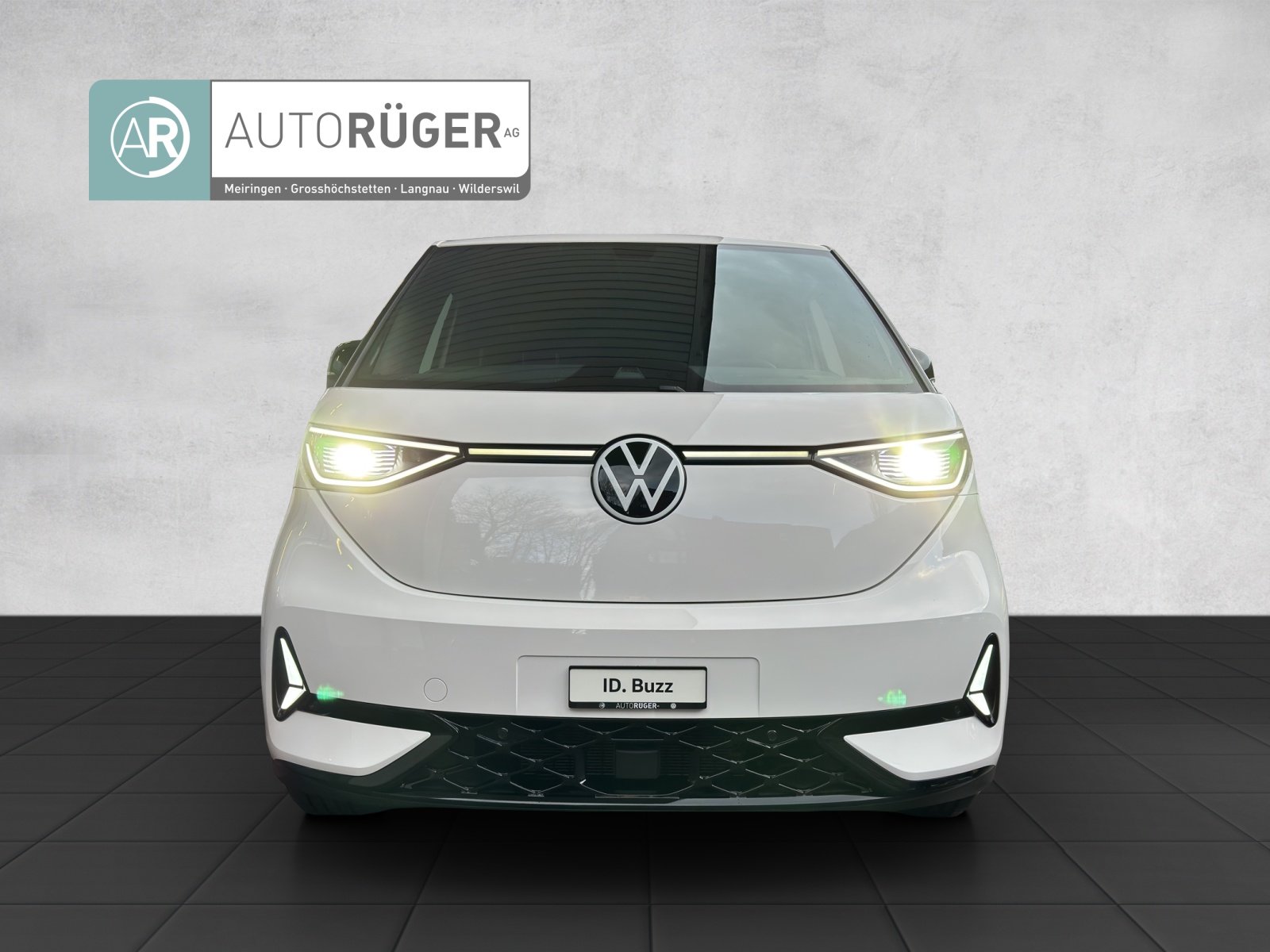 VW ID.Buzz LWB GTX 4 Motion, Elektro, Occasion / Gebraucht, Automatik - 2