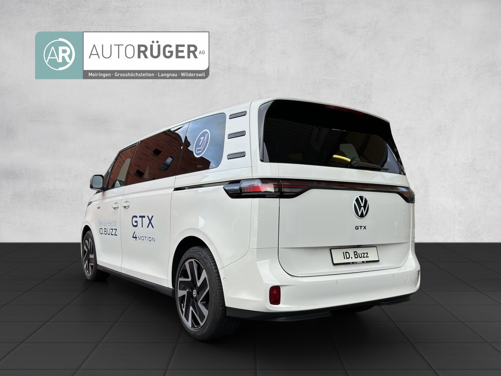 VW ID.Buzz LWB GTX 4 Motion, Elektro, Occasion / Gebraucht, Automatik - 4