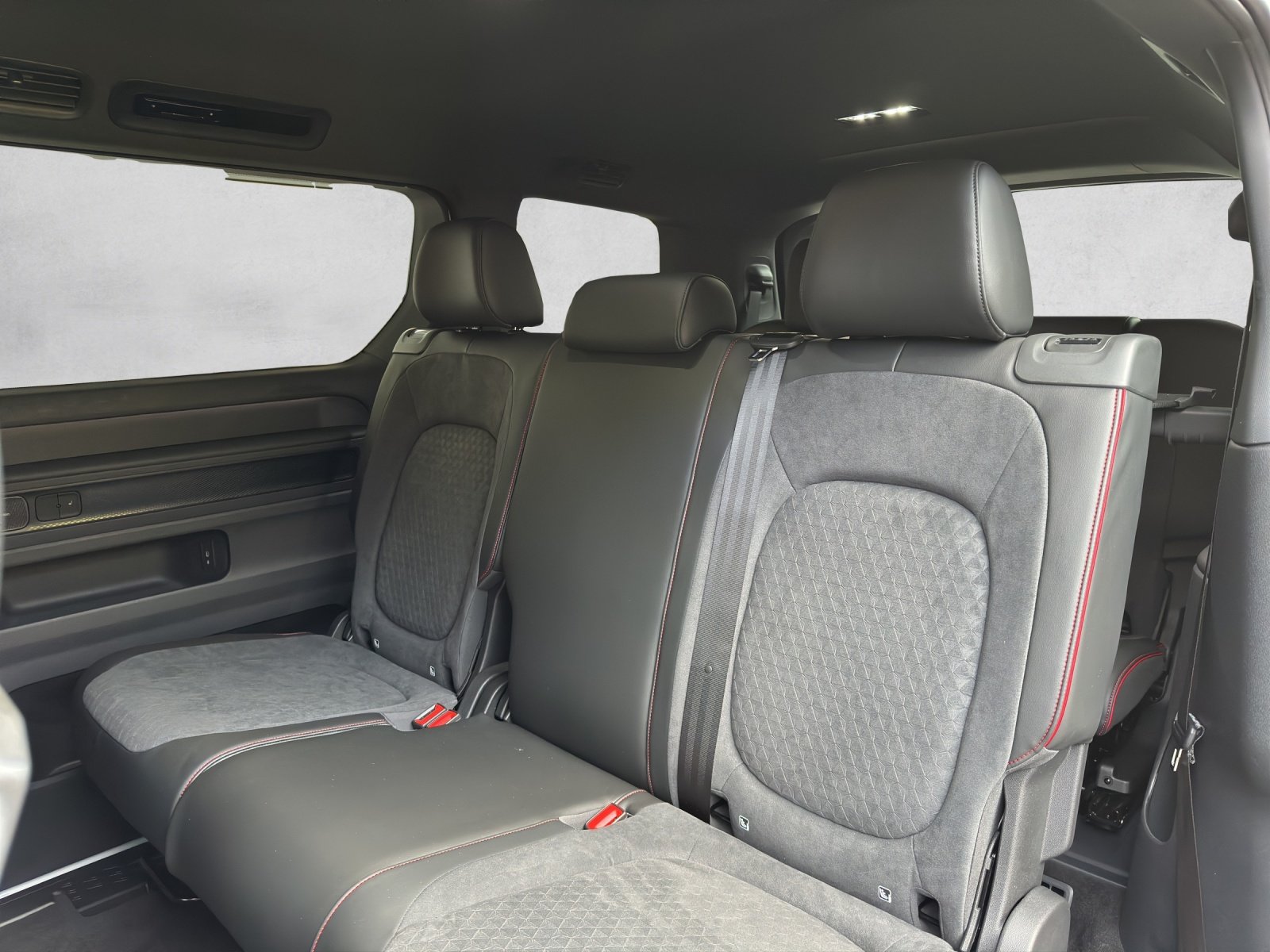 VW ID.Buzz LWB GTX 4 Motion, Elektro, Occasion / Gebraucht, Automatik - 7