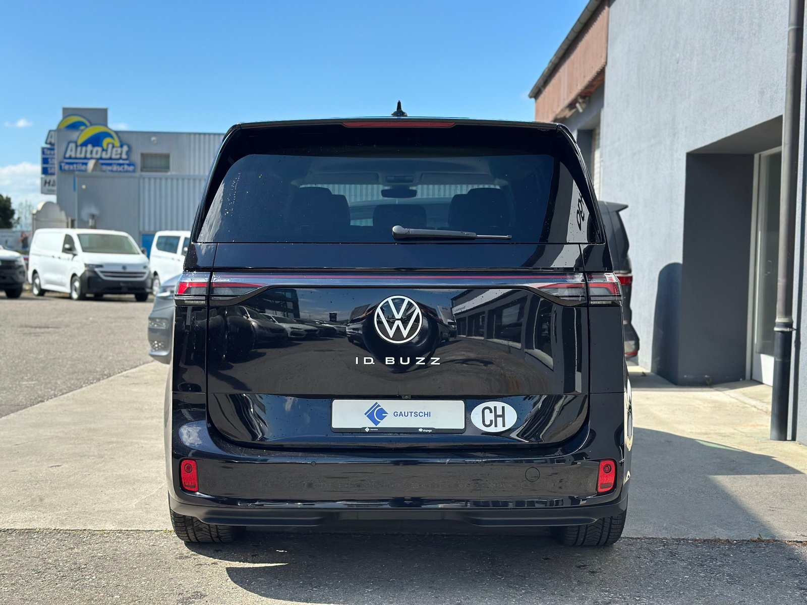 VW ID.Buzz NWB Pro, Electric, Second hand / Used, Automatic - 4
