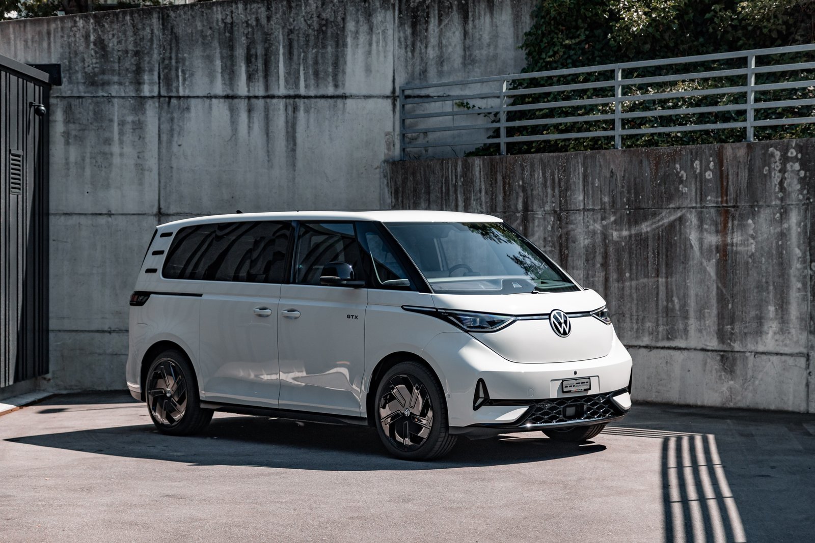 VW ID.Buzz NWB GTX 4 Motion, Elektro, Occasion / Gebraucht, Automatik - 2