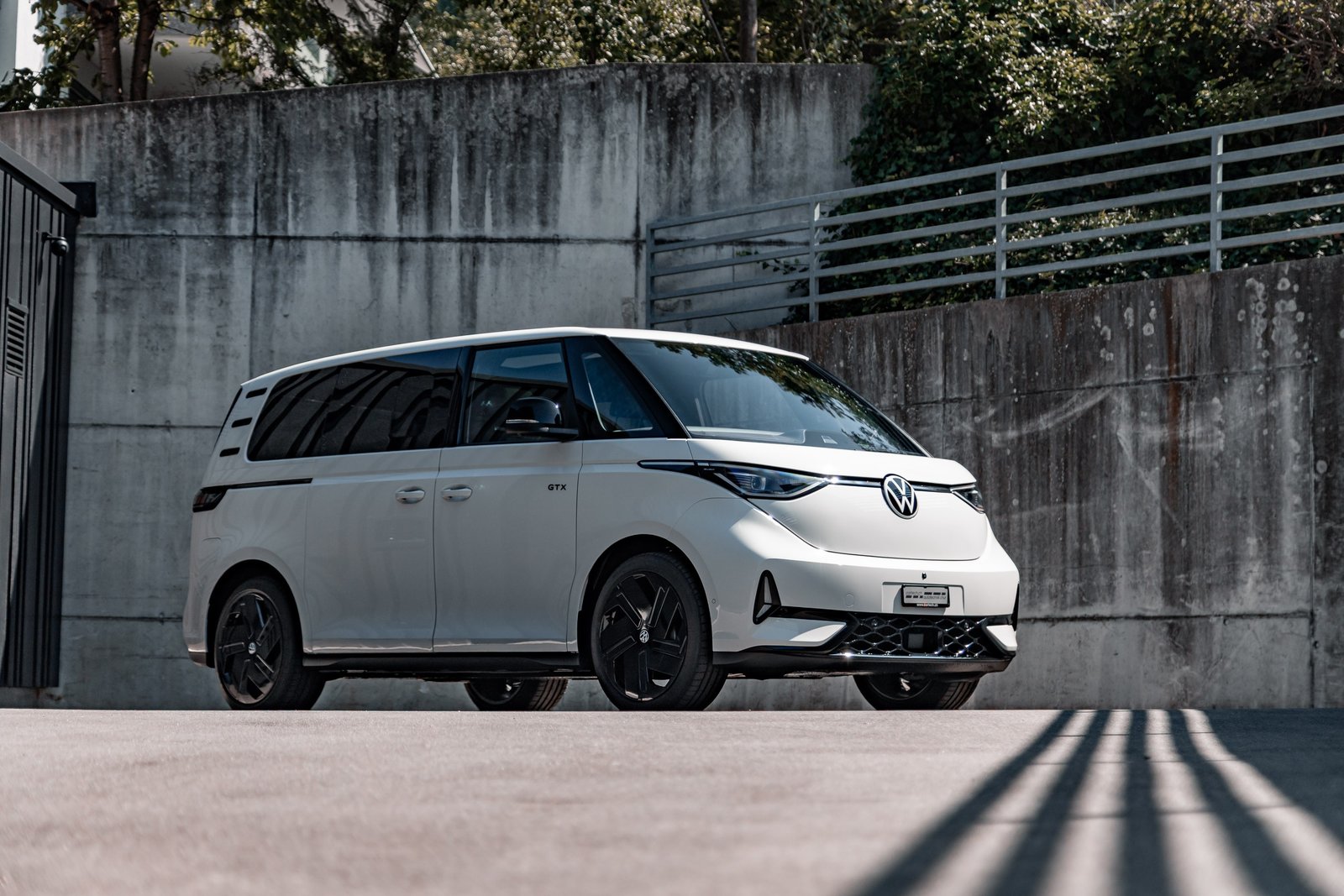 VW ID.Buzz NWB GTX 4 Motion, Elektro, Occasion / Gebraucht, Automatik - 3