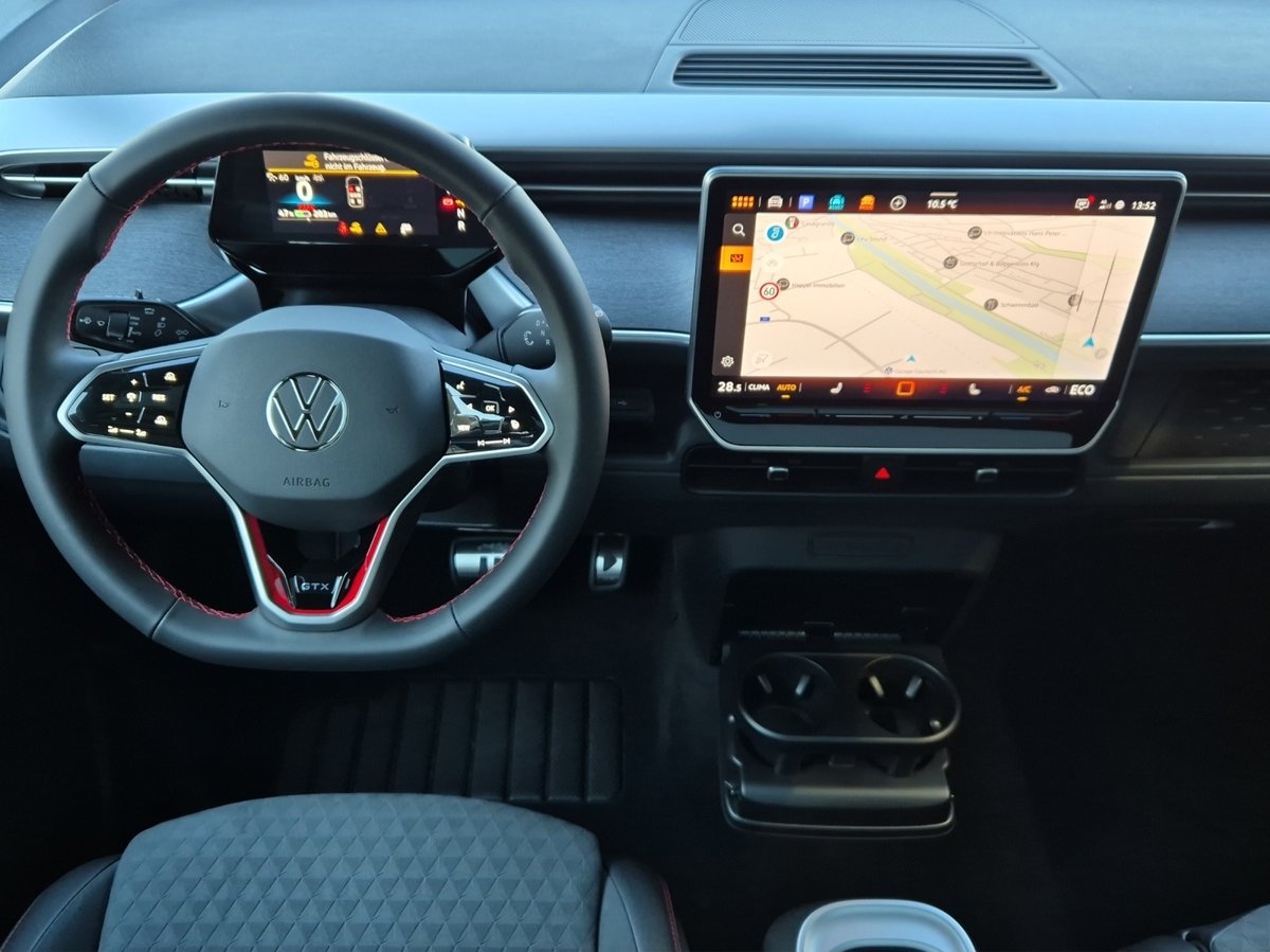 VW ID.Buzz LWB GTX 4 Motion, Electric, Ex-demonstrator, Automatic - 7