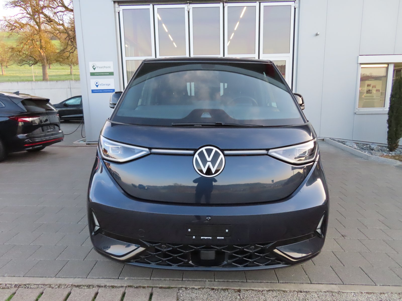 VW ID.Buzz LWB GTX 4 Motion, Elektro, Vorführwagen, Automatik - 2