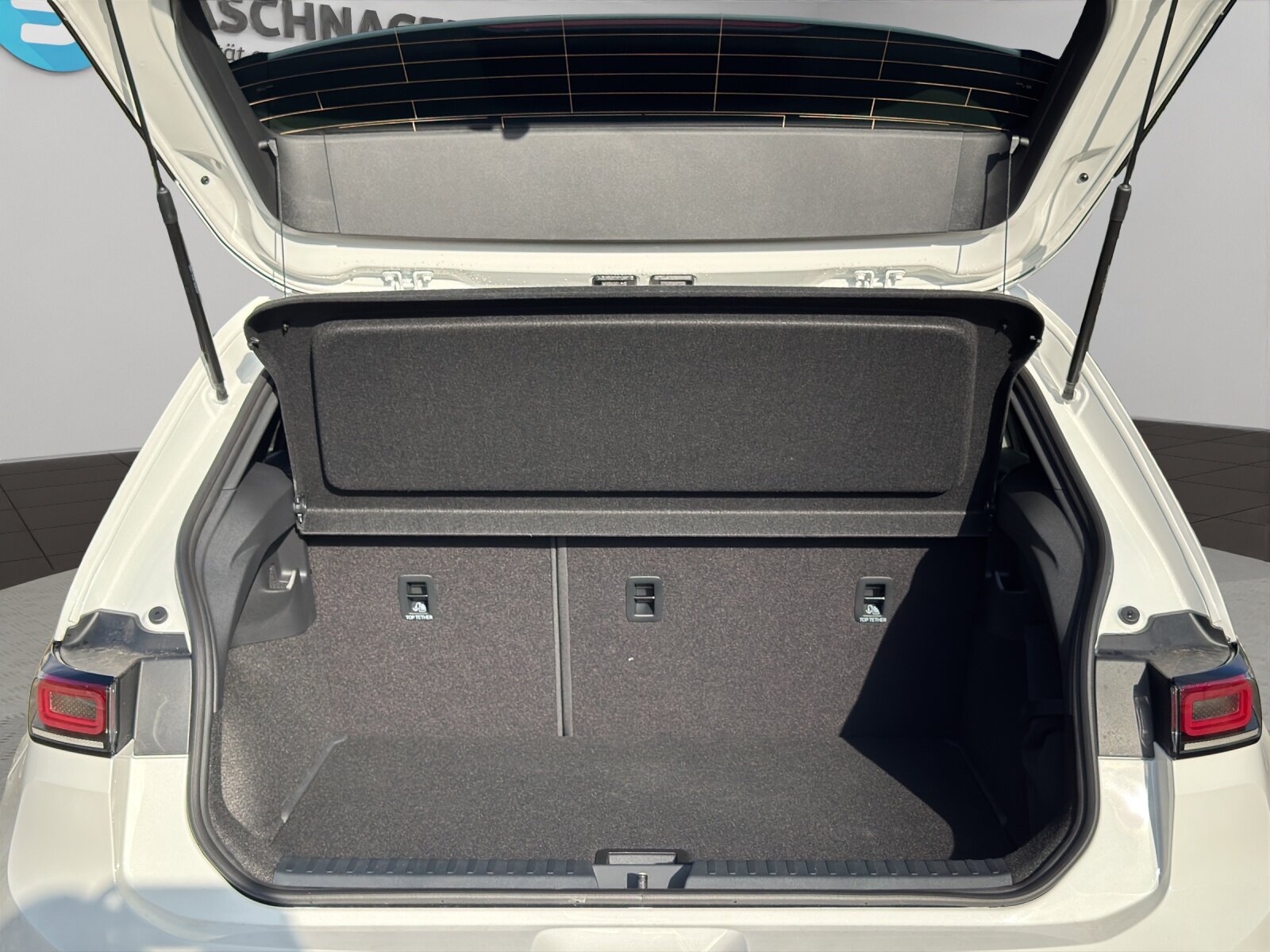 VW ID.Polo 52 kWh Style Edition One, Electric, Ex-demonstrator, Automatic - 6