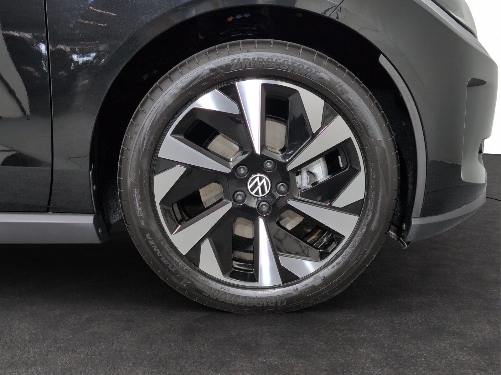 VW ID.Polo Life ED One, Electric, New car, Automatic - 5