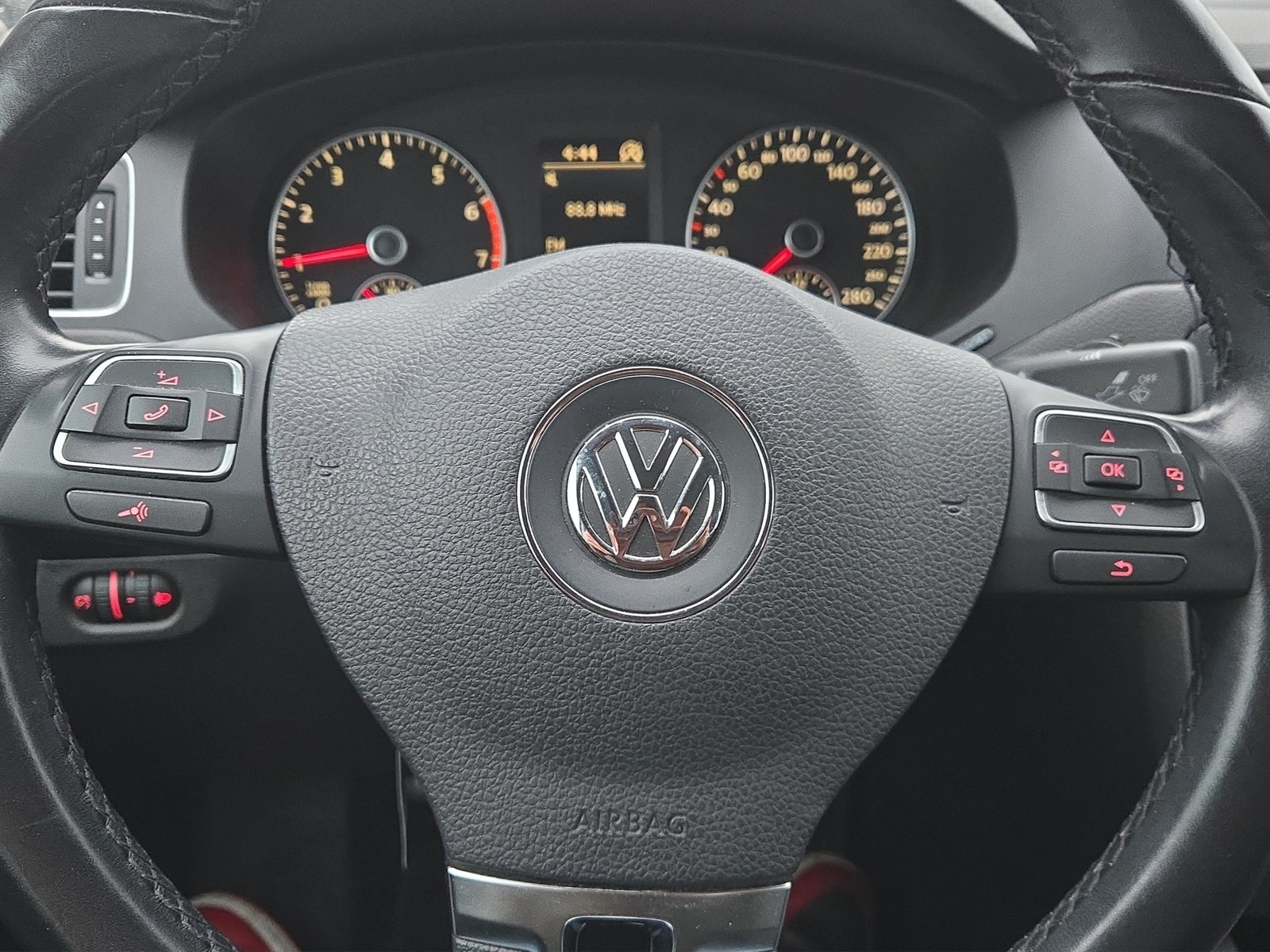 VW Jetta 1.2 TSI BlueMotion Technology Comfortline, Benzin, Occasion / Gebraucht, Handschaltung - 5