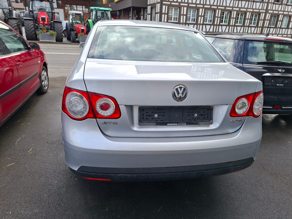 VW JETTA 2.0 FSI Comfortline, Benzin, Occasion / Gebraucht, Handschaltung - 5