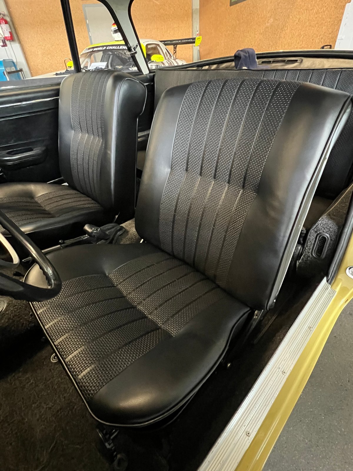 VW KARMANN-GHIA 34 C 1600, Essence, Occasion / Utilisé, Manuelle - 4