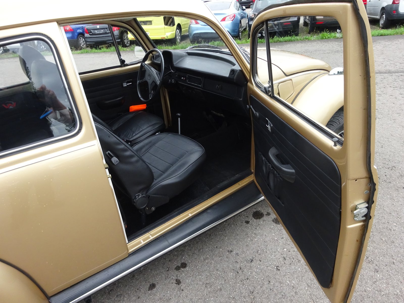 VW 13-1303, Essence, Occasion / Utilisé, Manuelle - 4