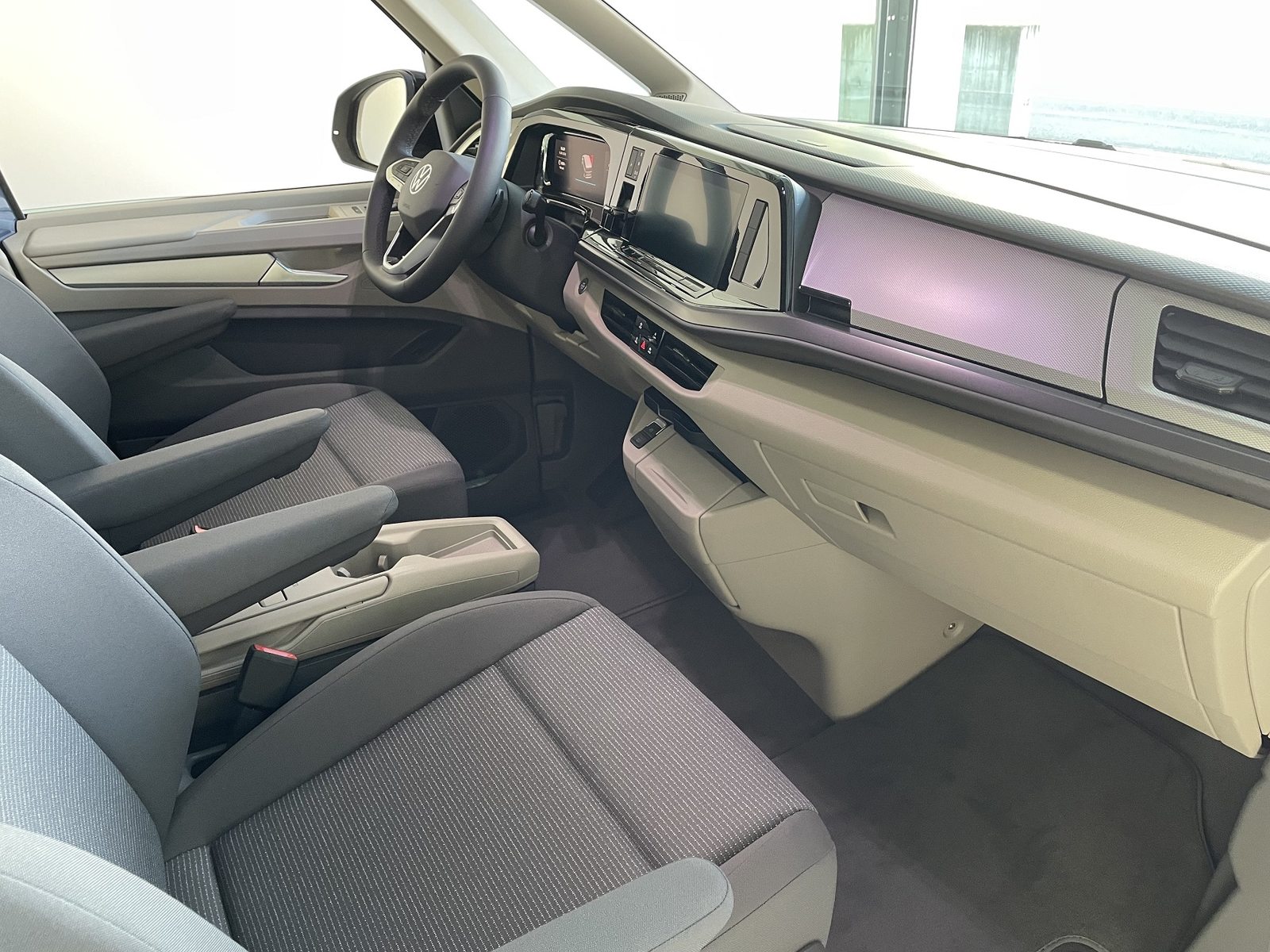 VW Multivan Liberty kurz, Hybride Integrale Benzina/Elettrica, Auto nuove, Automatico - 7