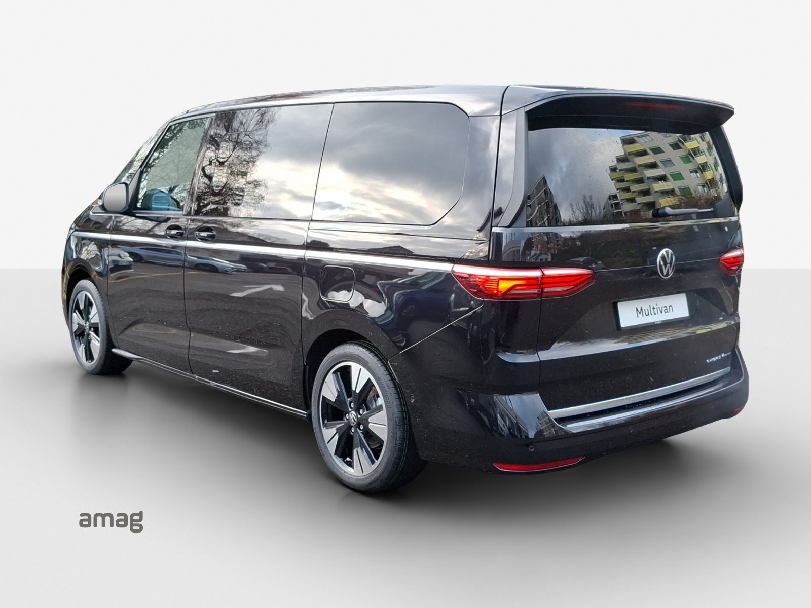 VW Multivan Style Liberty lang, Voll-Hybrid Benzin/Elektro, Neuwagen, Automat - 3