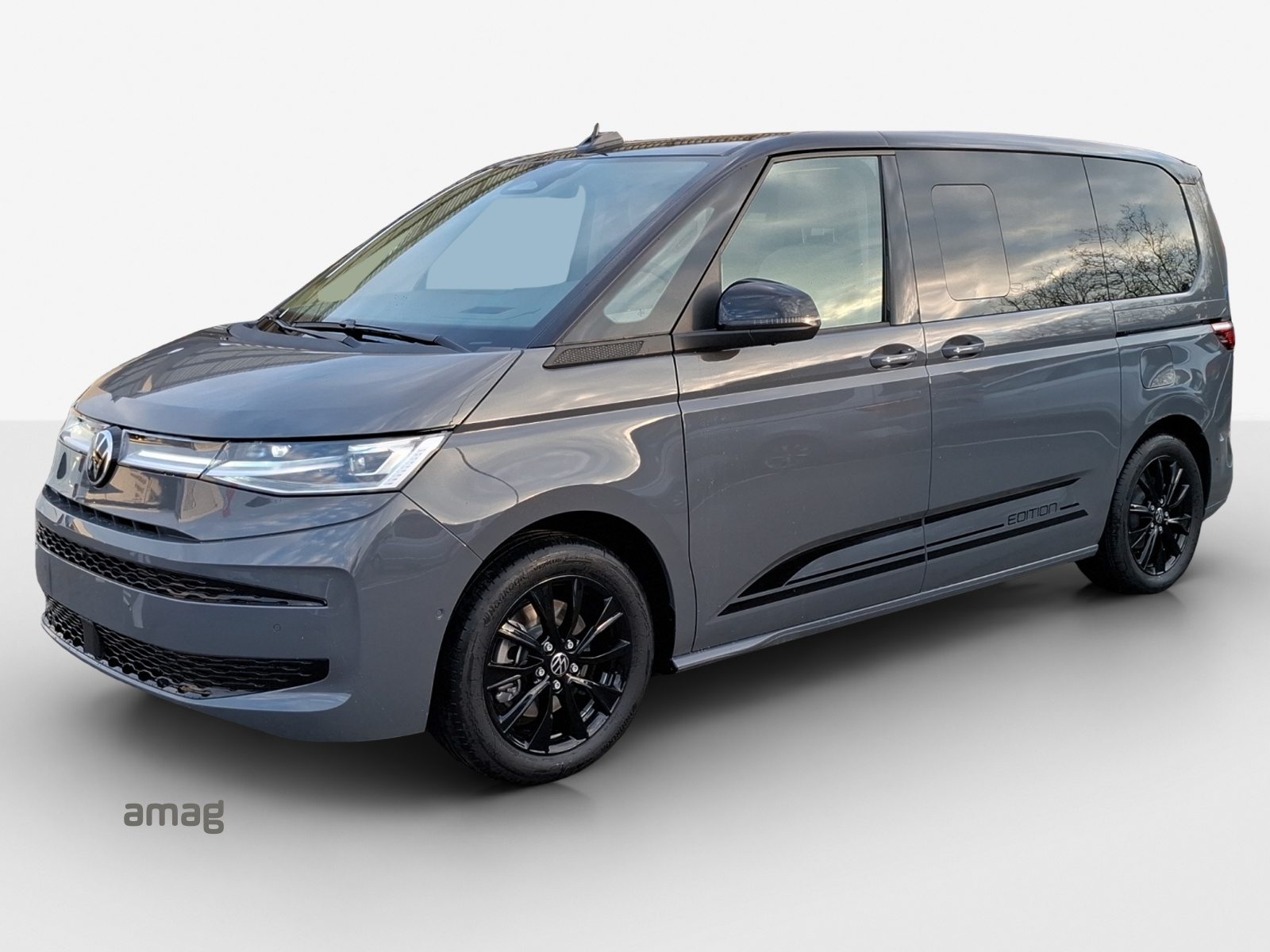 VW Multivan Life Edition kurz, Full-Hybrid Petrol/Electric, New car, Automatic
