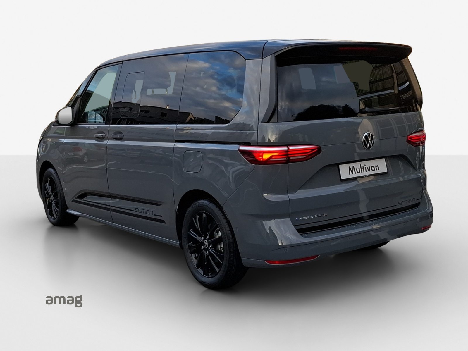 VW Multivan Life Edition kurz, Full-Hybrid Petrol/Electric, New car, Automatic - 3