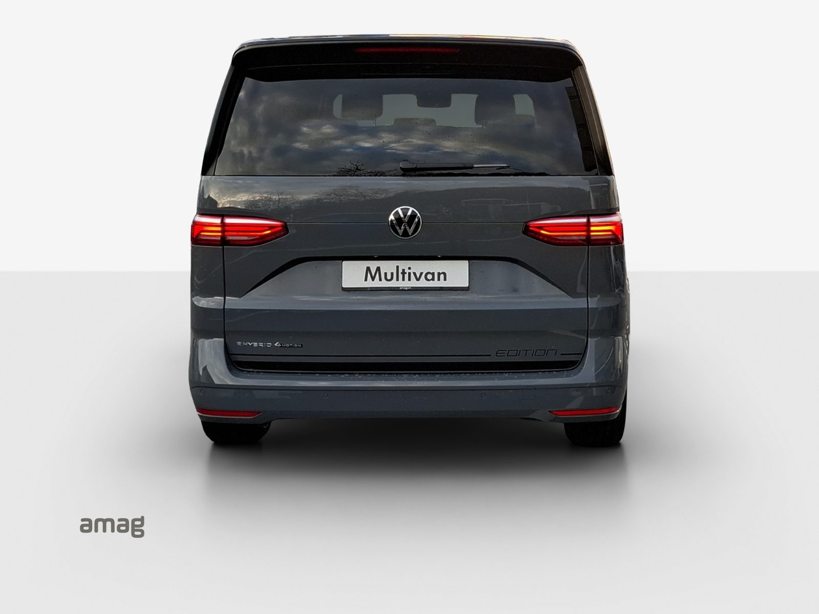 VW Multivan Life Edition kurz, Full-Hybrid Petrol/Electric, New car, Automatic - 4