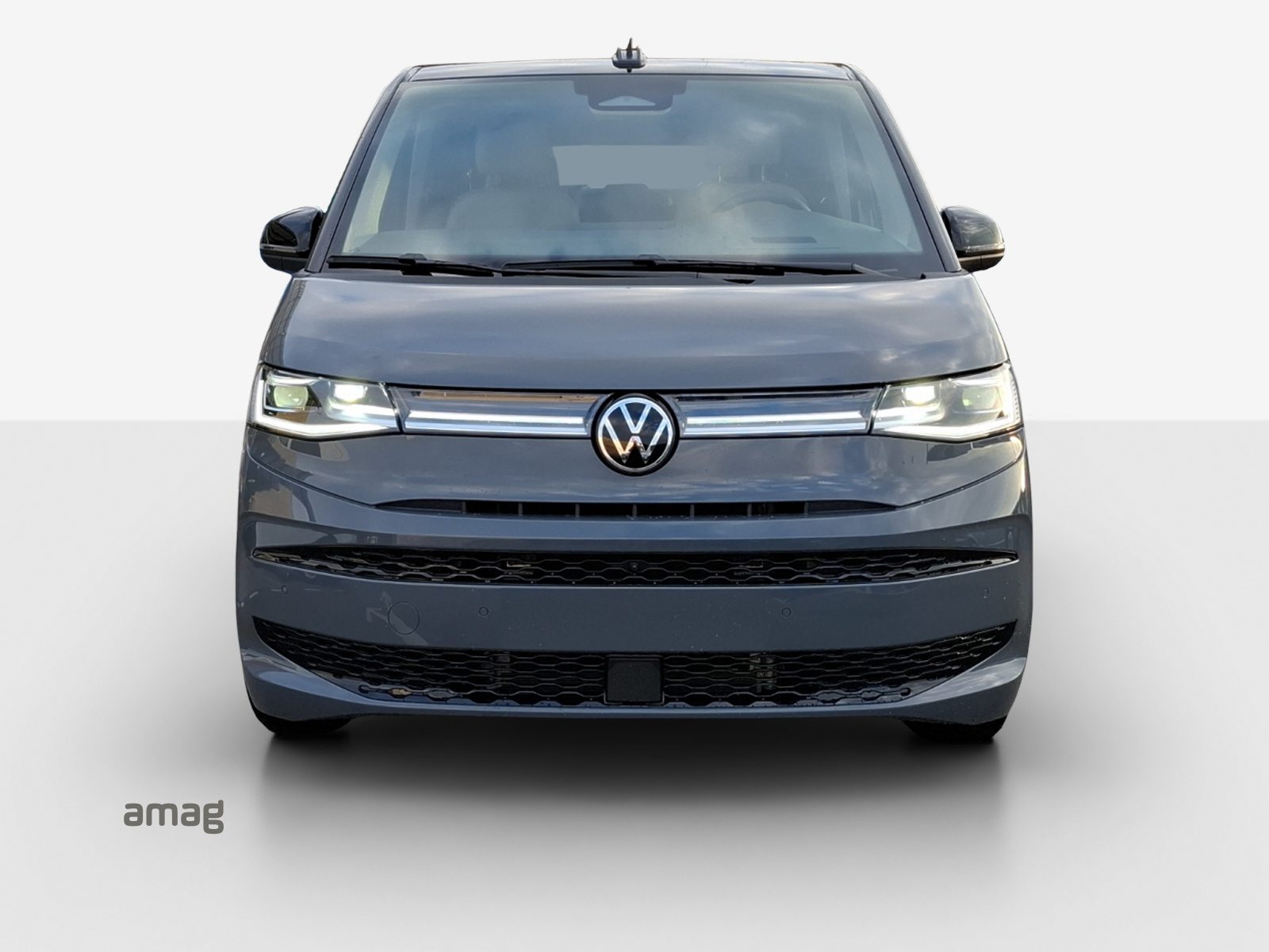 VW Multivan Life Edition kurz, Full-Hybrid Petrol/Electric, New car, Automatic - 7