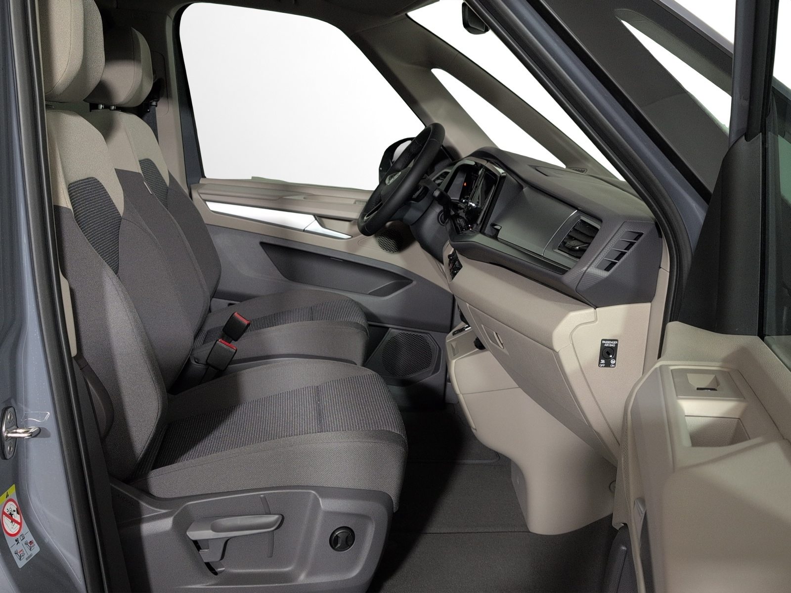 VW Multivan Liberty kurz, Petrol, New car, Automatic - 6