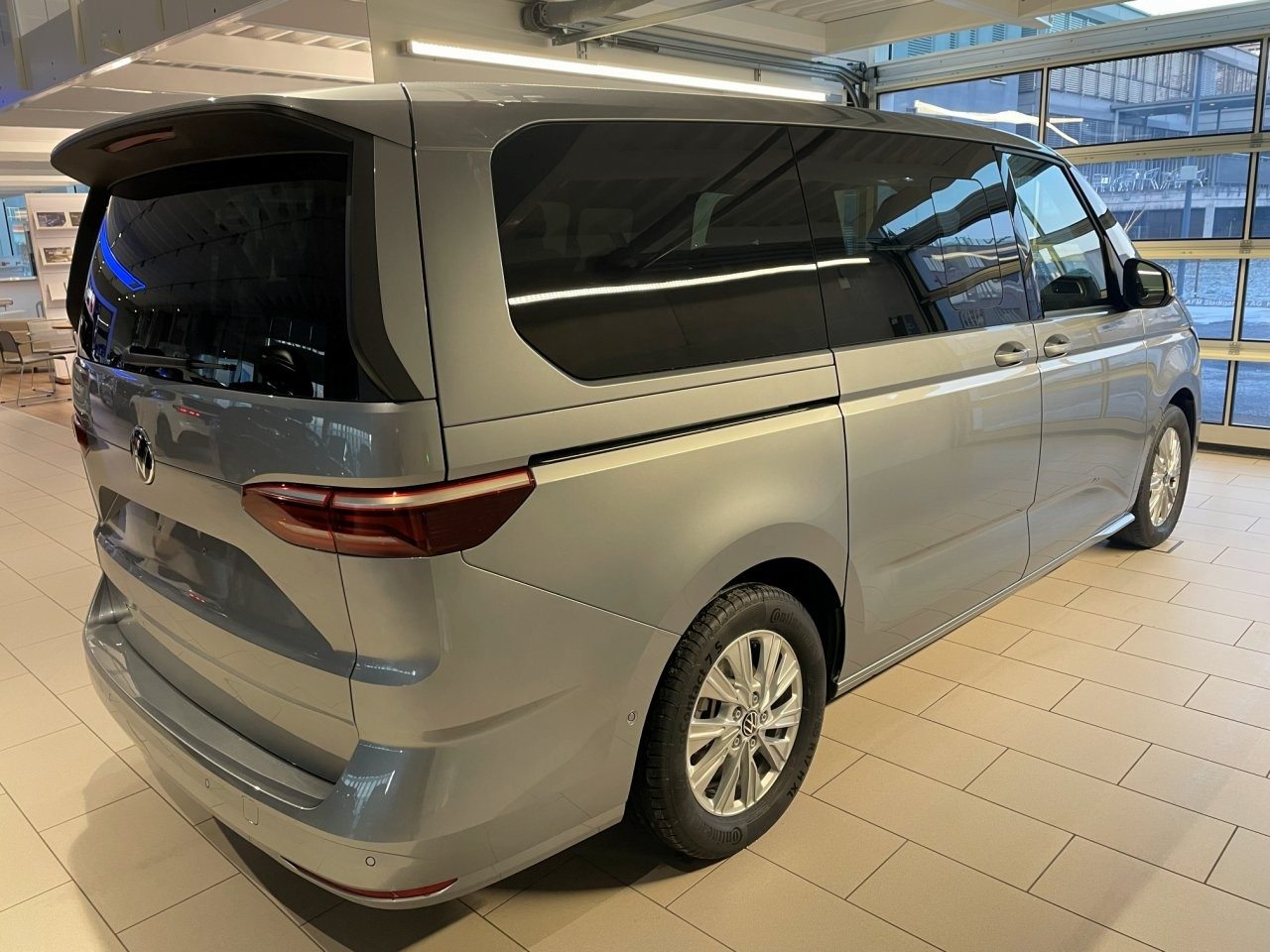 VW Multivan Liberty lang, Diesel, Voiture nouvelle, Automatique - 2