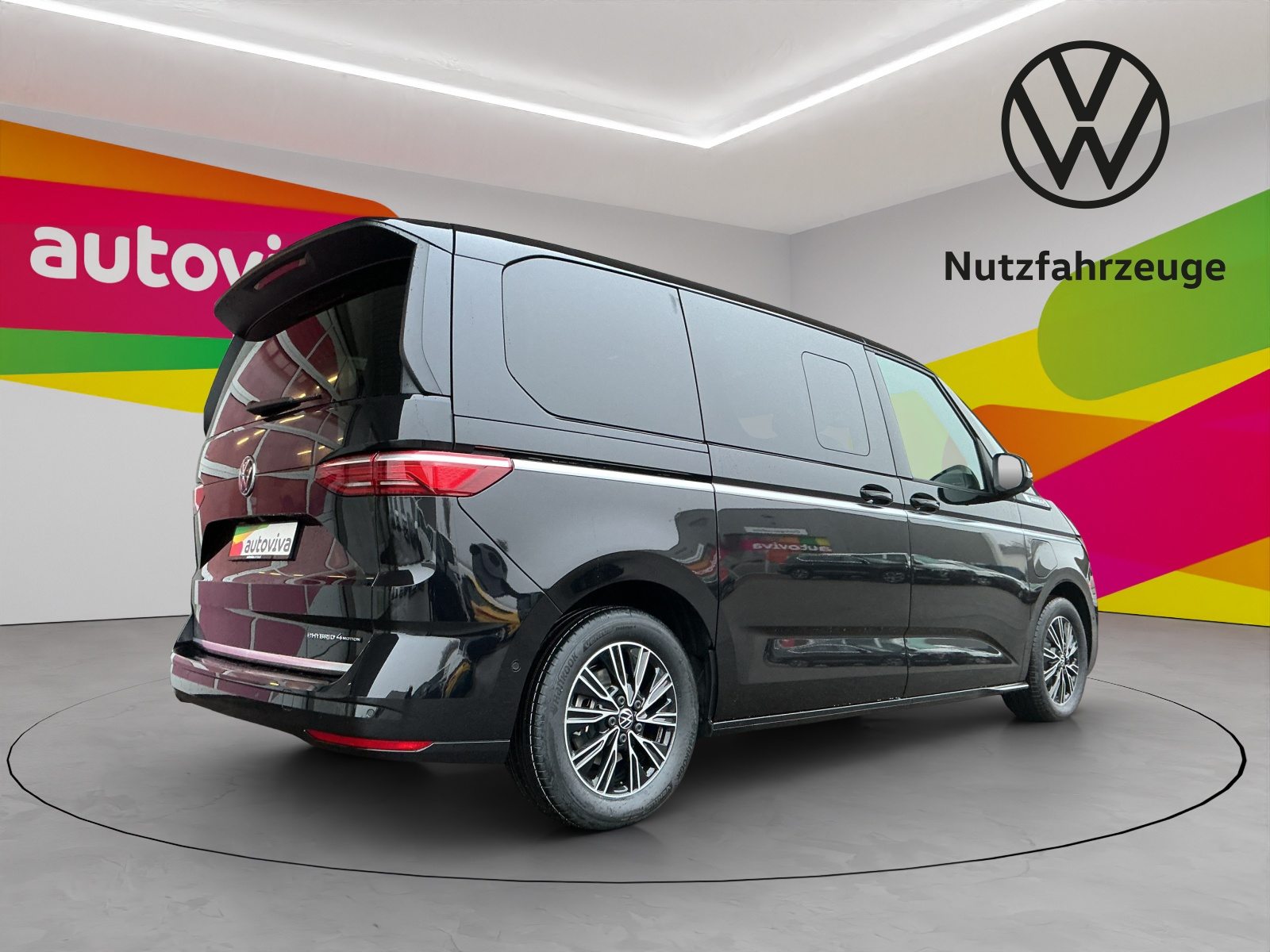 VW Multivan Style Liberty kurz, Voll-Hybrid Benzin/Elektro, Neuwagen, Automatik - 3