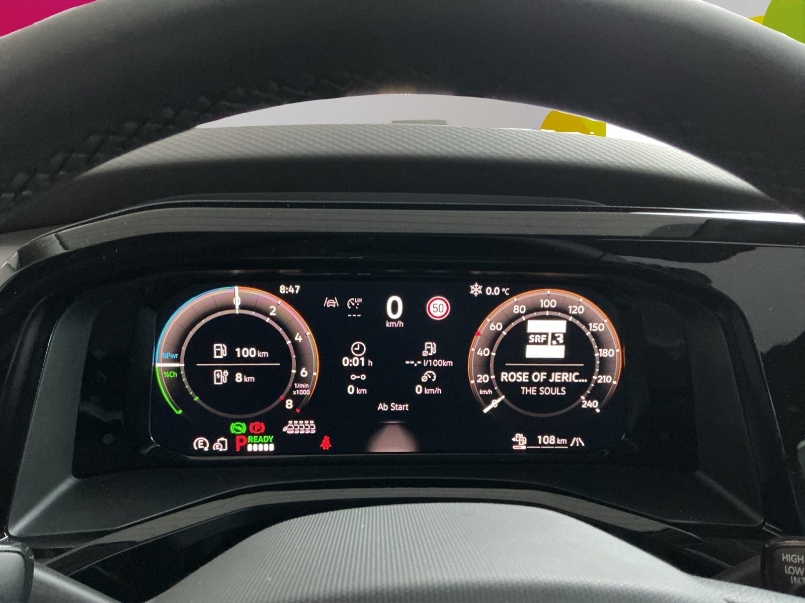 VW Multivan Style Liberty kurz, Voll-Hybrid Benzin/Elektro, Neuwagen, Automatik - 7