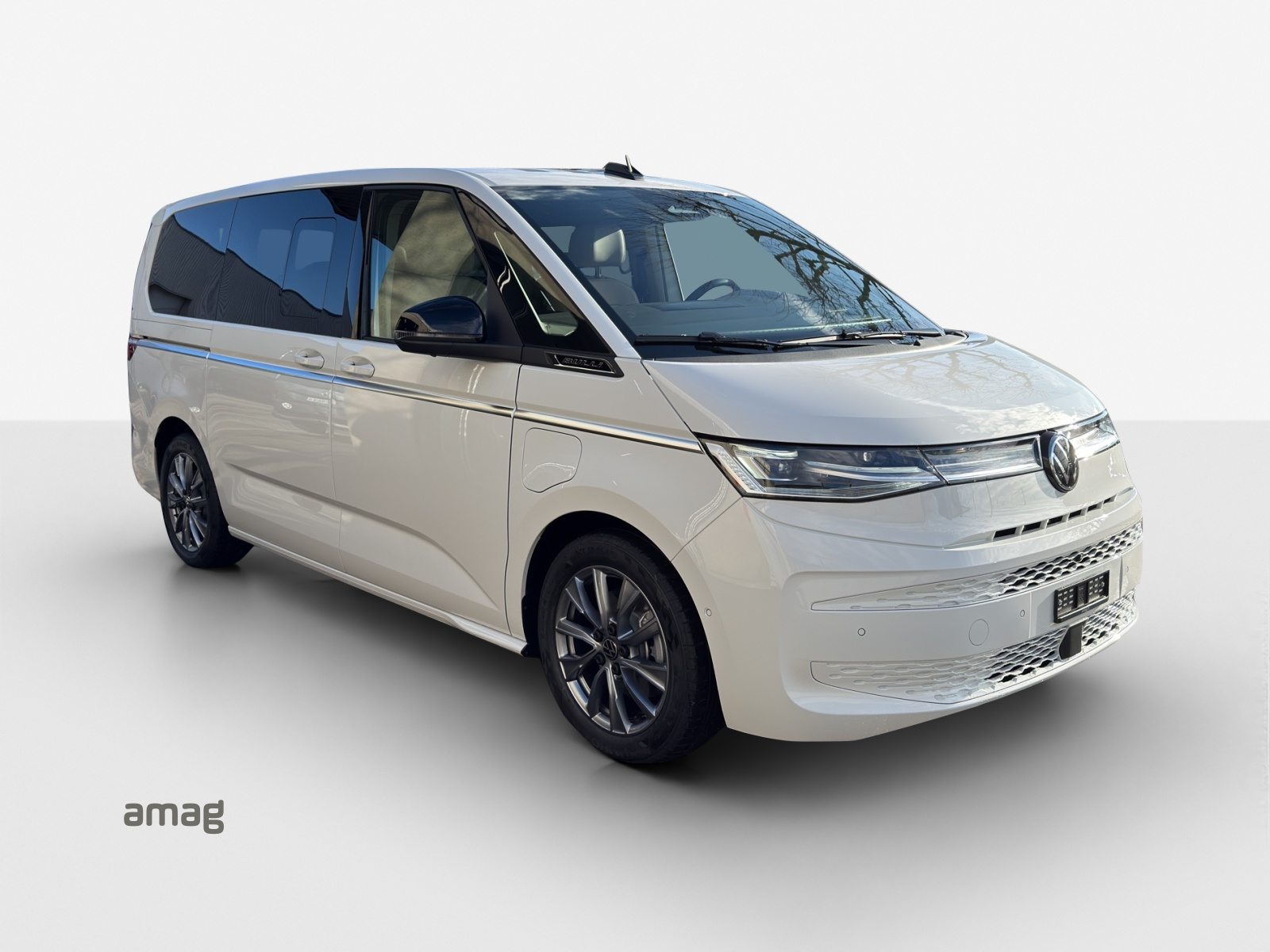 VW Multivan Style Liberty lang, Full-Hybrid Petrol/Electric, New car, Automatic - 6