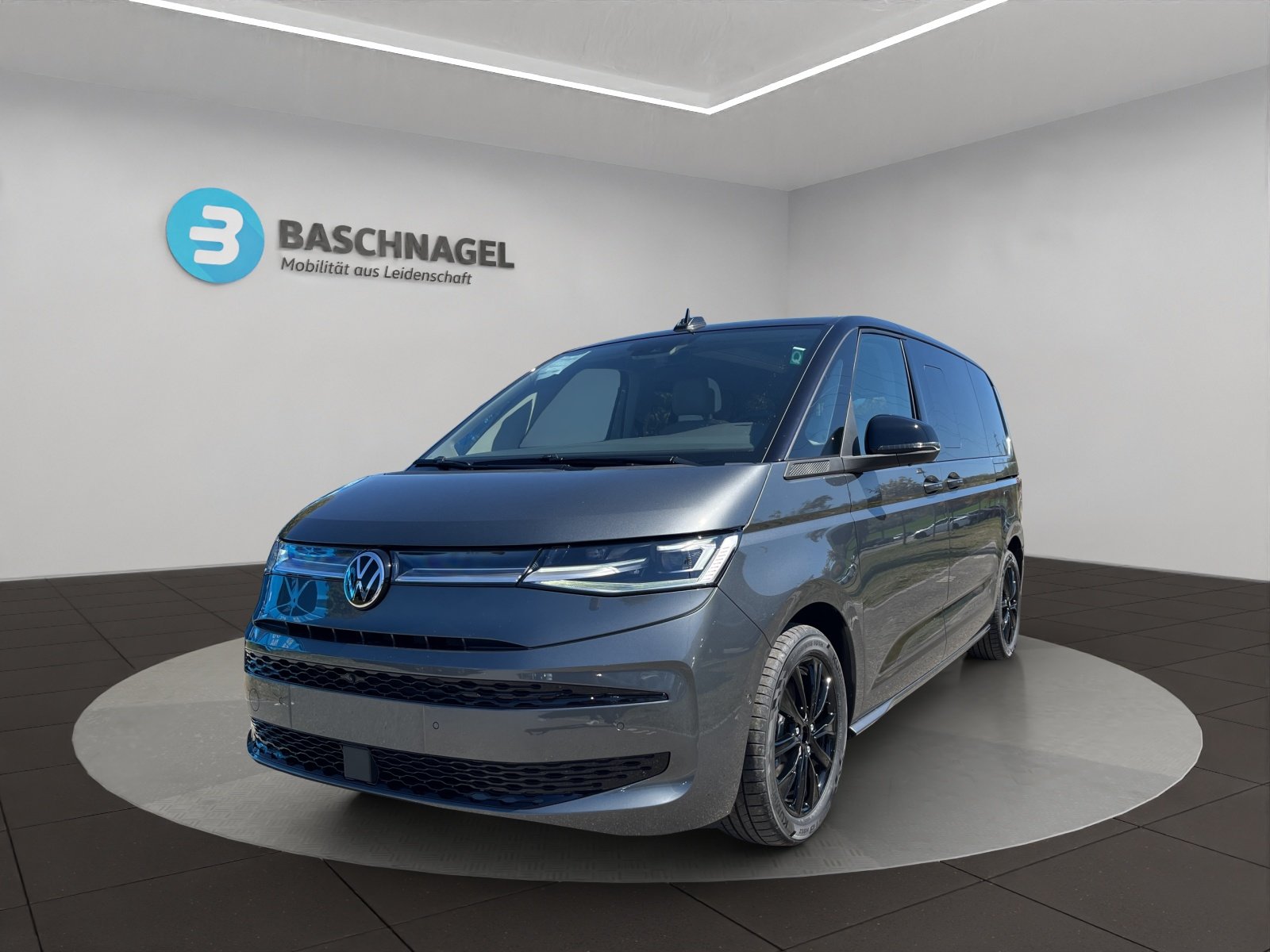 VW Multivan 2.0 TSI Life Edition DSG