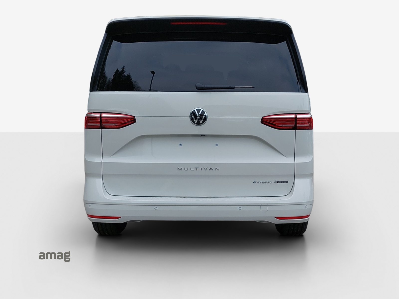 VW Multivan Liberty kurz, Voll-Hybrid Benzin/Elektro, Neuwagen, Automatik - 4