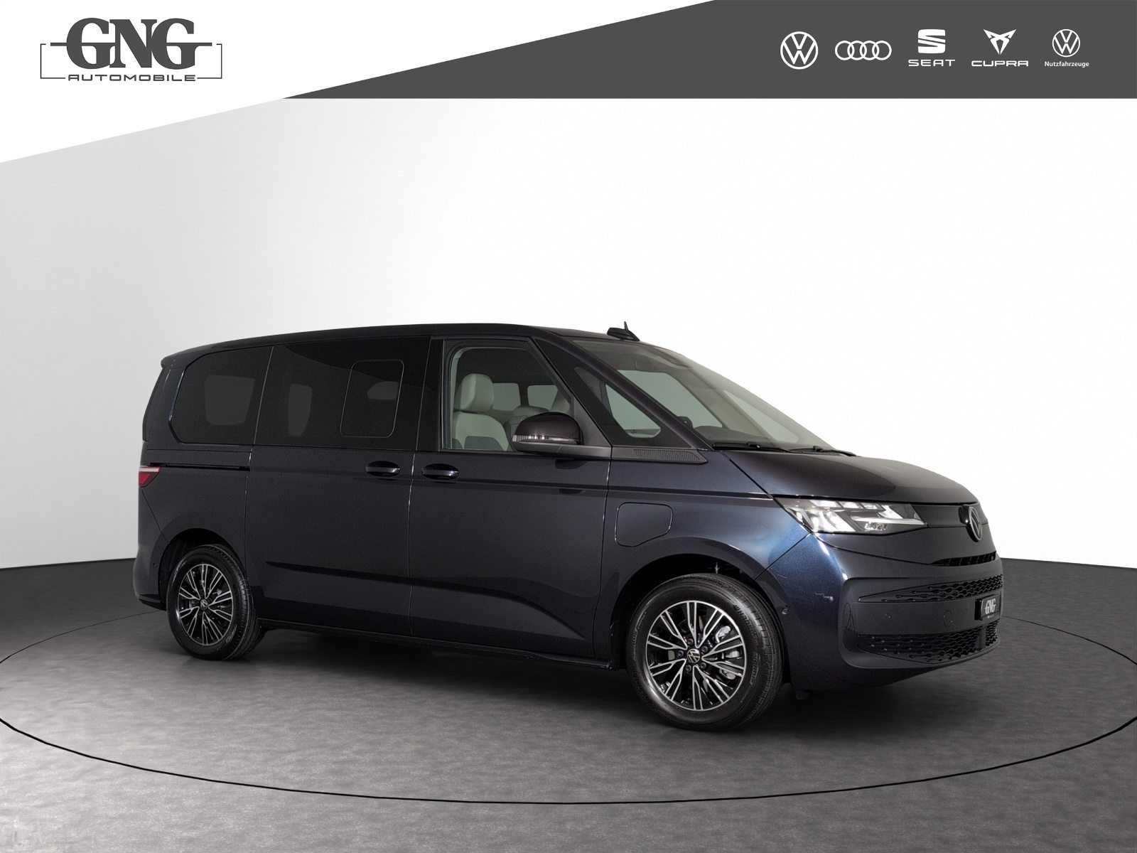 VW Multivan Liberty kurz, Full-Hybrid Petrol/Electric, New car, Automatic - 4