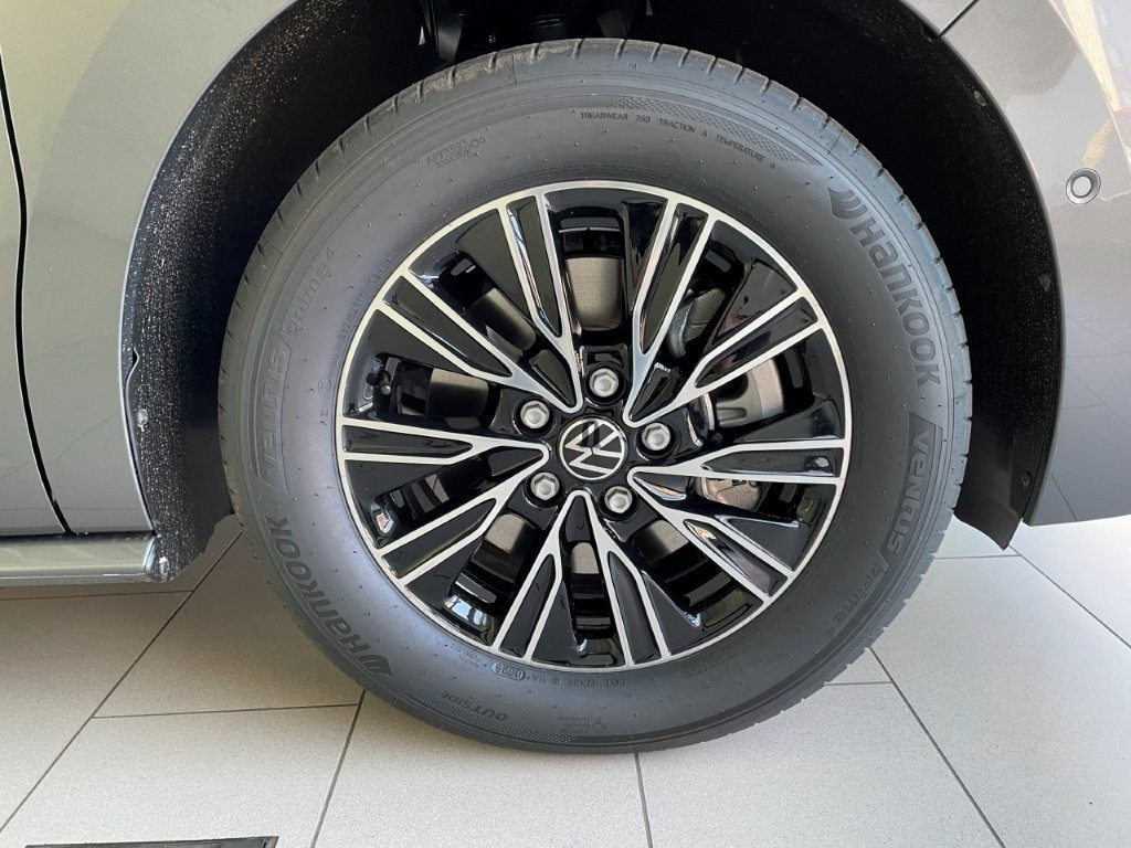 VW Multivan Liberty lang, Diesel, New car, Automatic - 5