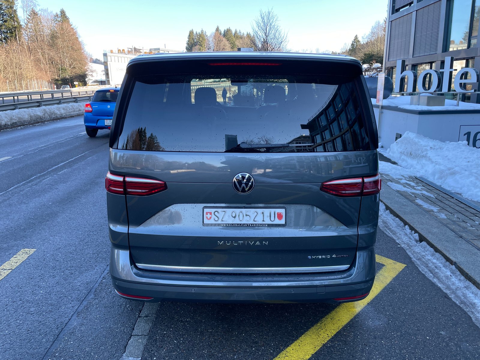 VW Multivan 1.5 eHybrid Style 4Motion DSG, Plug-in-Hybrid Benzina/Elettrica, Auto nuove, Automatico - 7