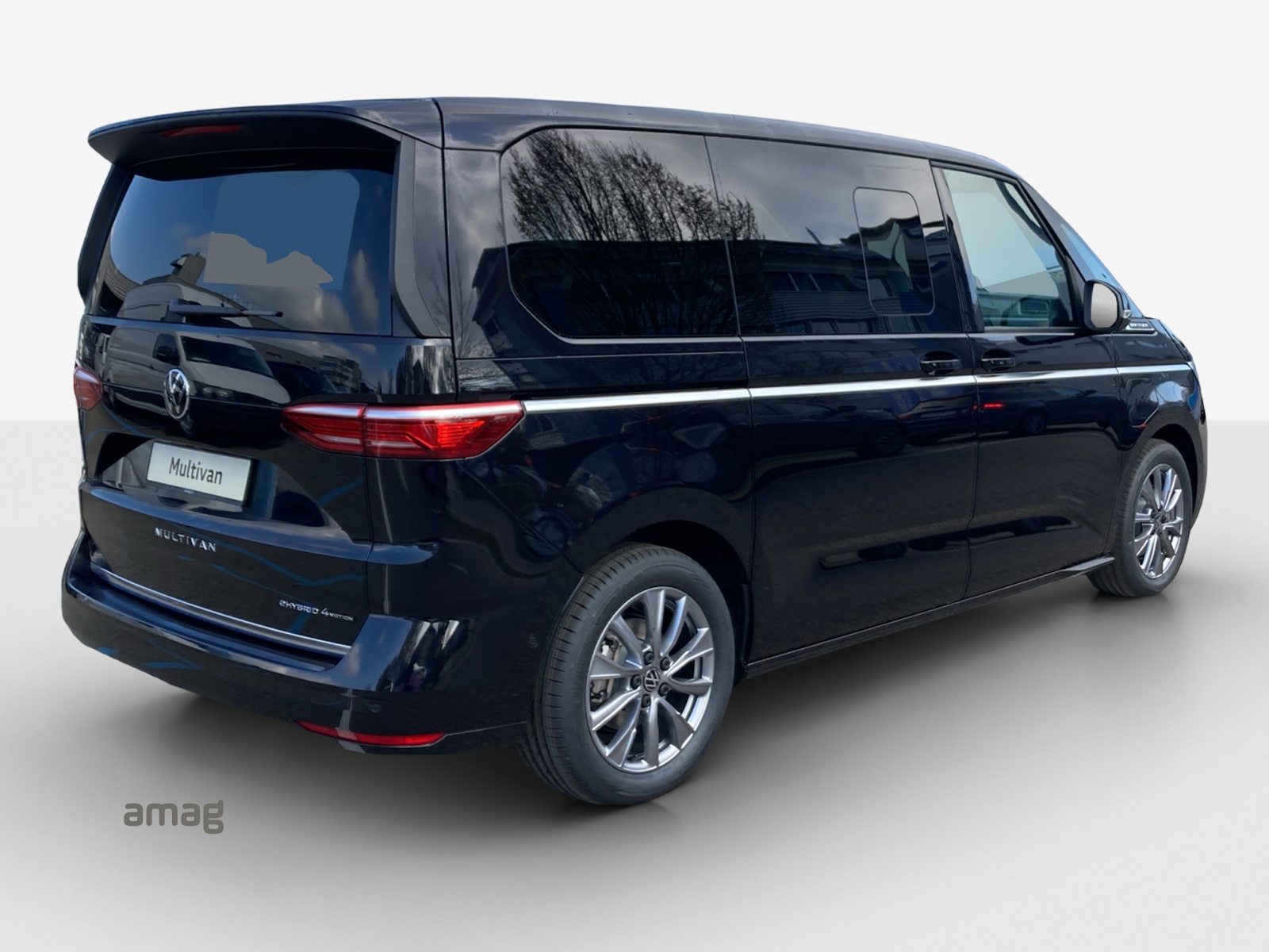 VW Multivan Style Liberty kurz, Full-Hybrid Petrol/Electric, New car, Automatic - 5